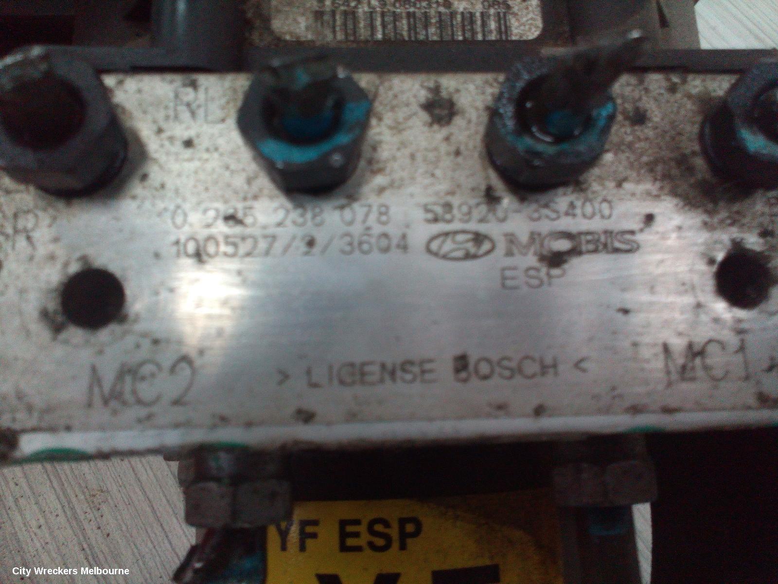HYUNDAI I45 ABS PUMP/MODULATOR, YF, 05/2010 - 09/2010 - Image 3
