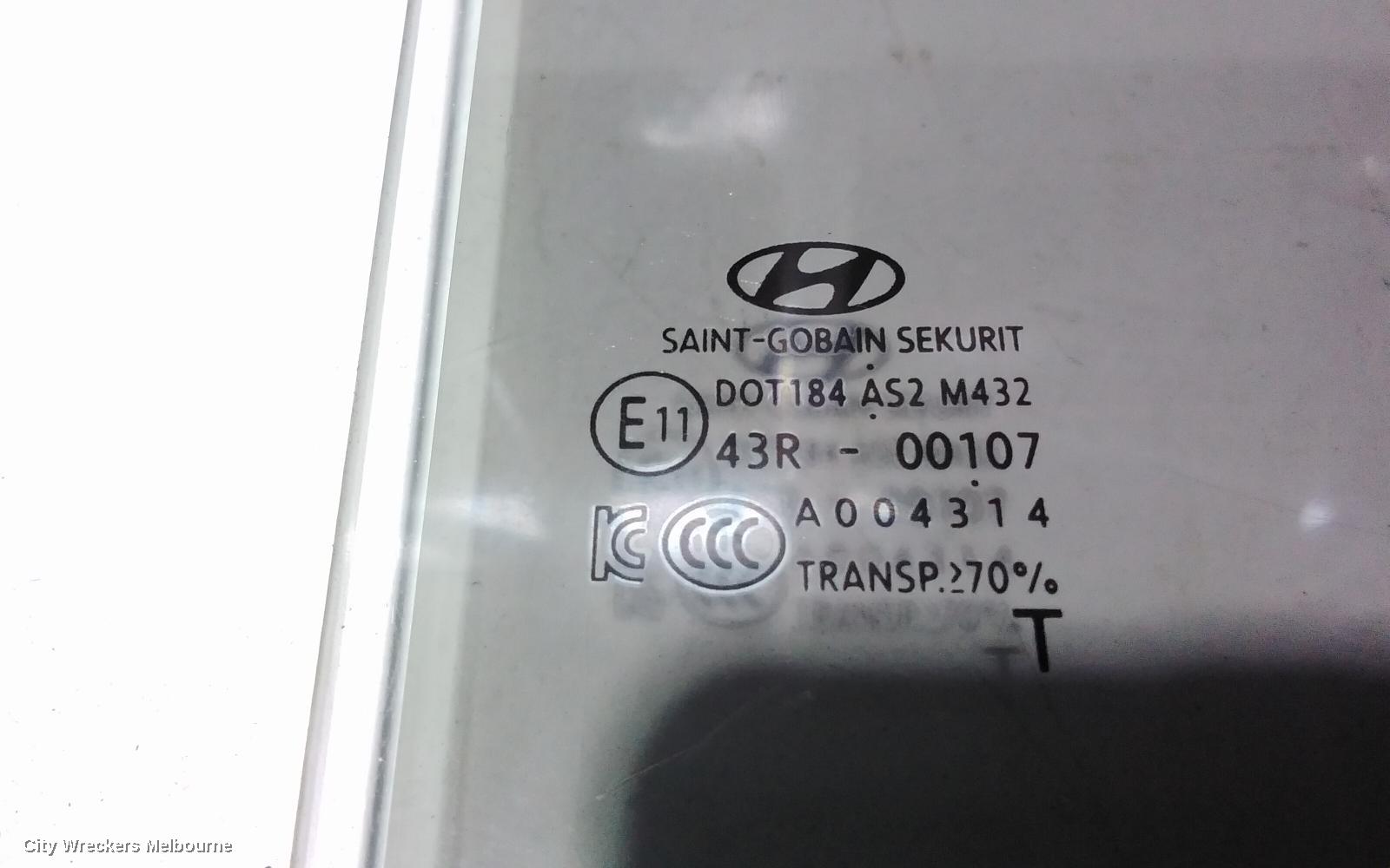 HYUNDAI TUCSON RIGHT REAR DOOR WINDOW, TL, 07/2015 - 01/2021 - Image 2