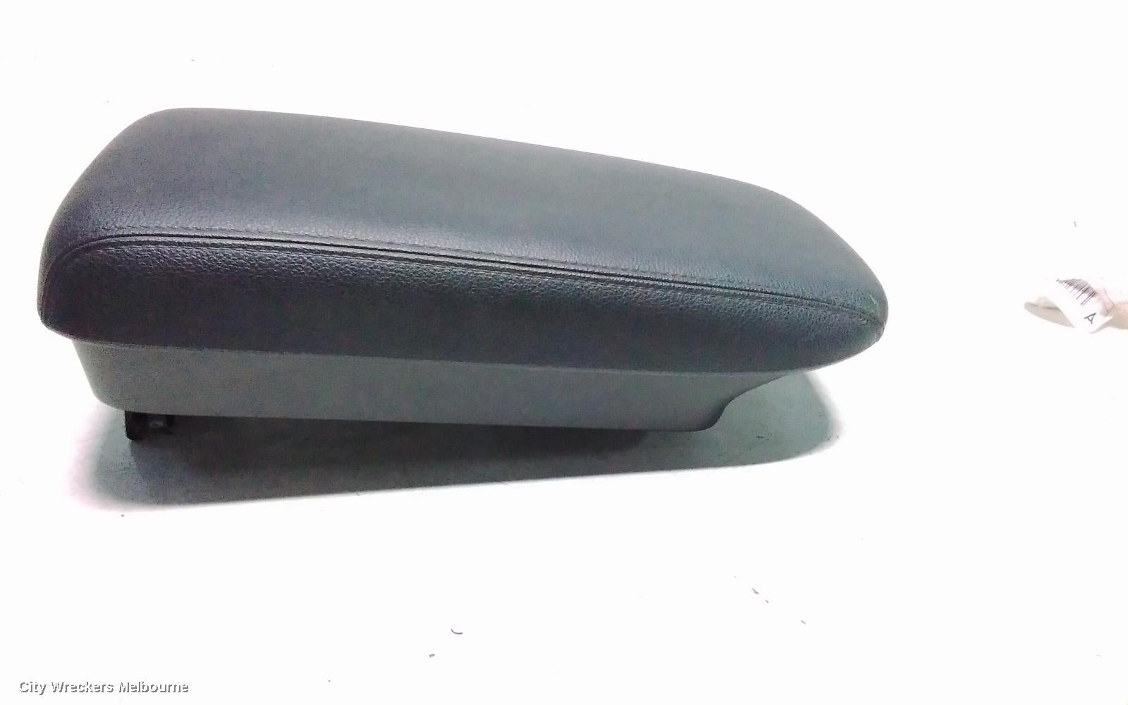 MITSUBISHI OUTLANDER CONSOLE, CONSOLE LID ONLY, ZJ-ZK, 10/2012 - 06/2017 - Image 3