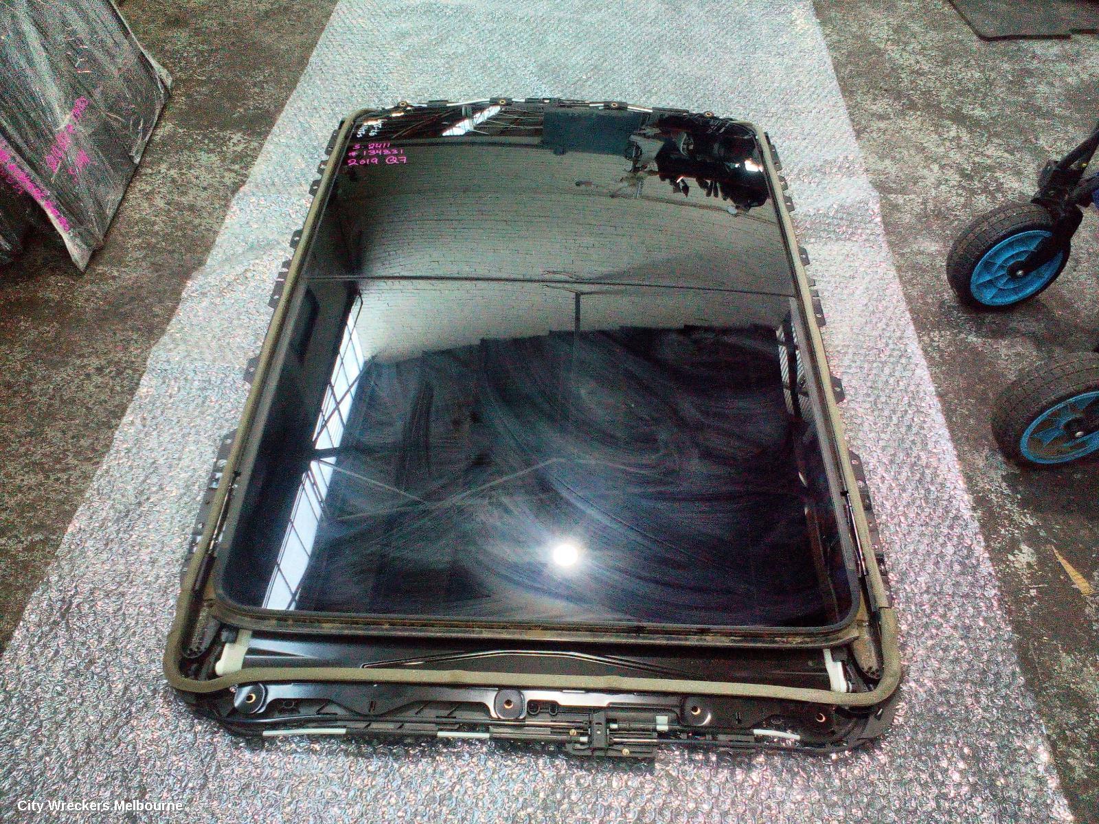 AUDI Q7 ROOF GLASS/SUNROOF/T, 4M, 07/2015 ONWARDS - Image 2