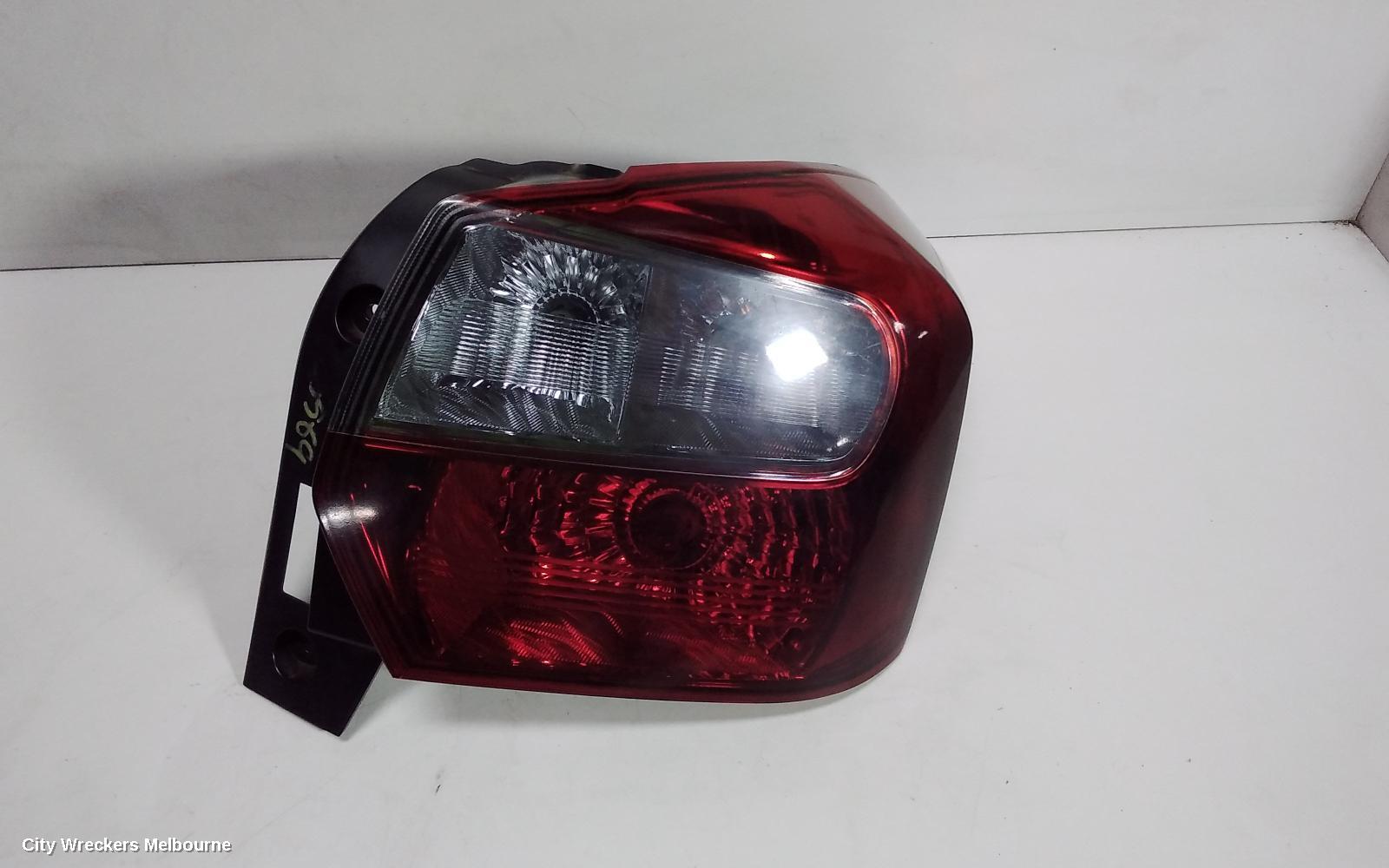SUBARU IMPREZA RIGHT TAILLIGHT, G4, HATCH, IN BODY, 12/2011 - 10/2016 - Image 3