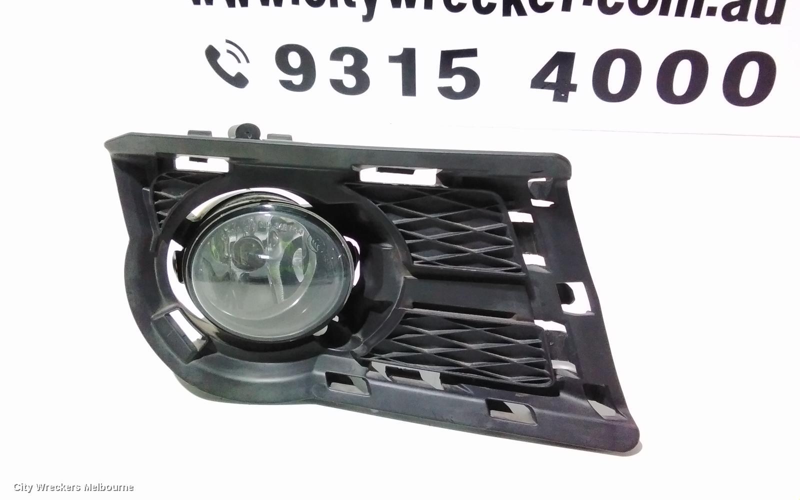 VOLKSWAGEN TIGUAN RIGHT INDICATOR/FOG/SIDE, BUMPER FOGLAMP, 5N, 05/2008 - 06/2011 - Image 2