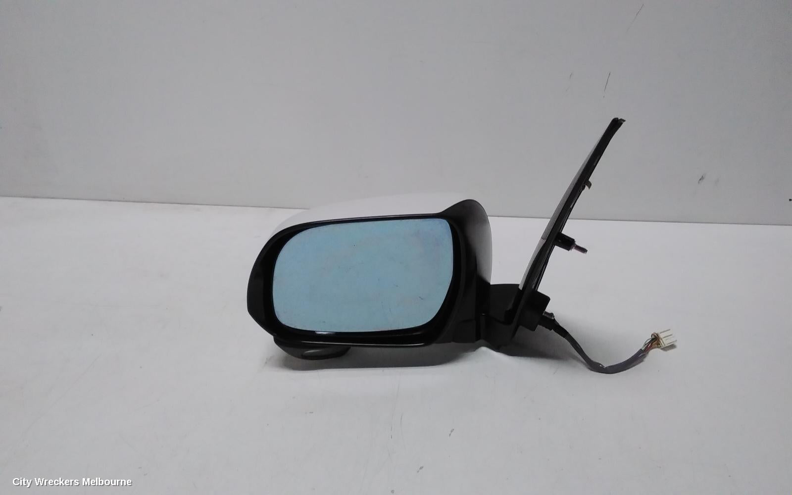 TOYOTA ESTIMA LEFT DOOR MIRROR, XR50, 7 WIRE, W/ INDICATOR & CAMERA TYPE, 05-19 (IMPORT) - Image 1