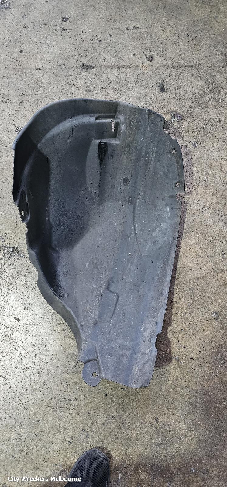 LAND ROVER RANGEROVER EVOQUE RIGHT GUARD LINER, L538, REAR SECTION, 11/2011 - 01/2019 - Image 1