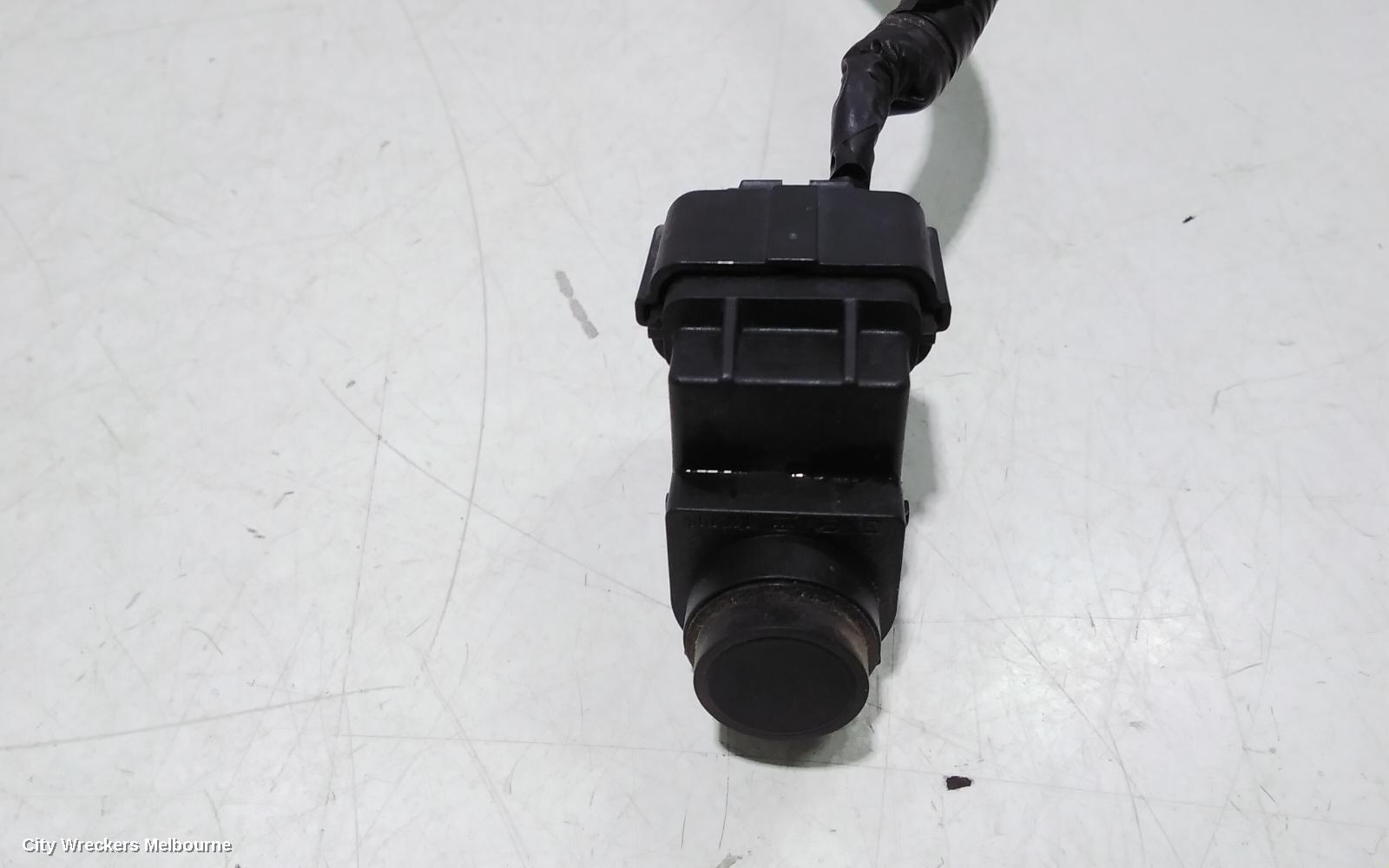 KIA SELTOS, SP2, 07/2019 ONWARDS, REAR PARKING SENSORS WITH WIRING LOOM: 95975 - Image 3