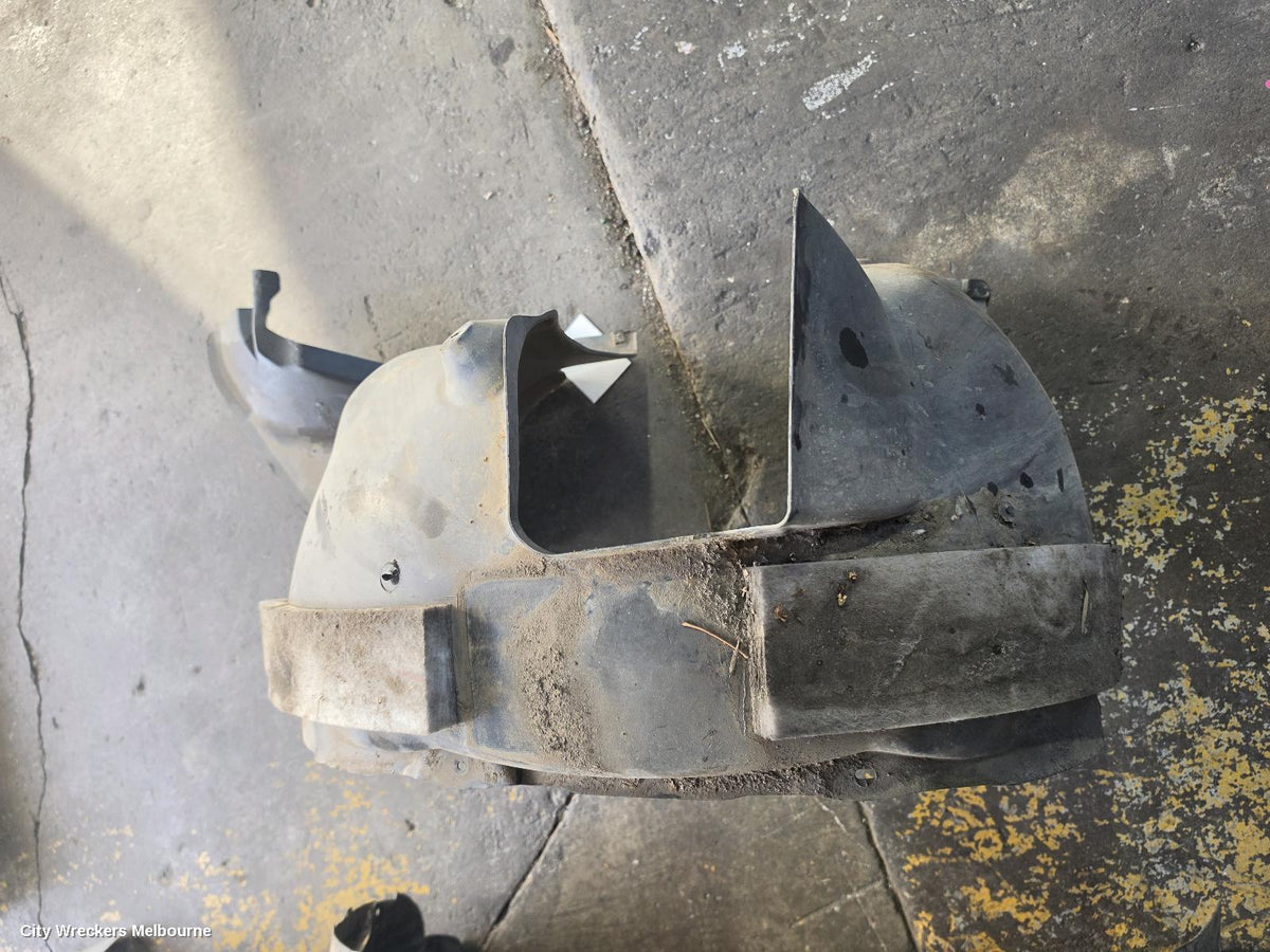 VOLKSWAGEN TIGUAN LEFT GUARD LINER, 5N, 05/2008 - 08/2016 - Image 3
