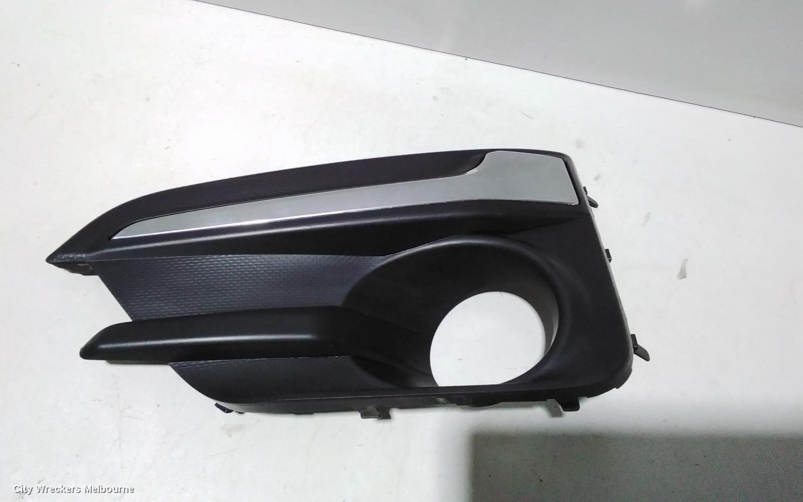 SUBARU IMPREZA LEFT INDICATOR/FOG/SIDE, BUMPER FOGLAMP SURROUND, G5, 11/2016 - 02/2020 - Image 2