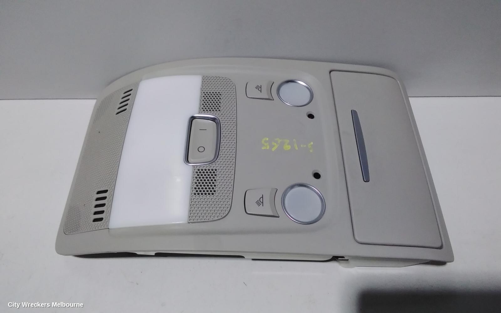 AUDI Q5 COURTESY LIGHT, FRONT (CENTRE), NON SUNROOF CONTROLS, 8R, 03/2009 - 01/2017 - Image 2