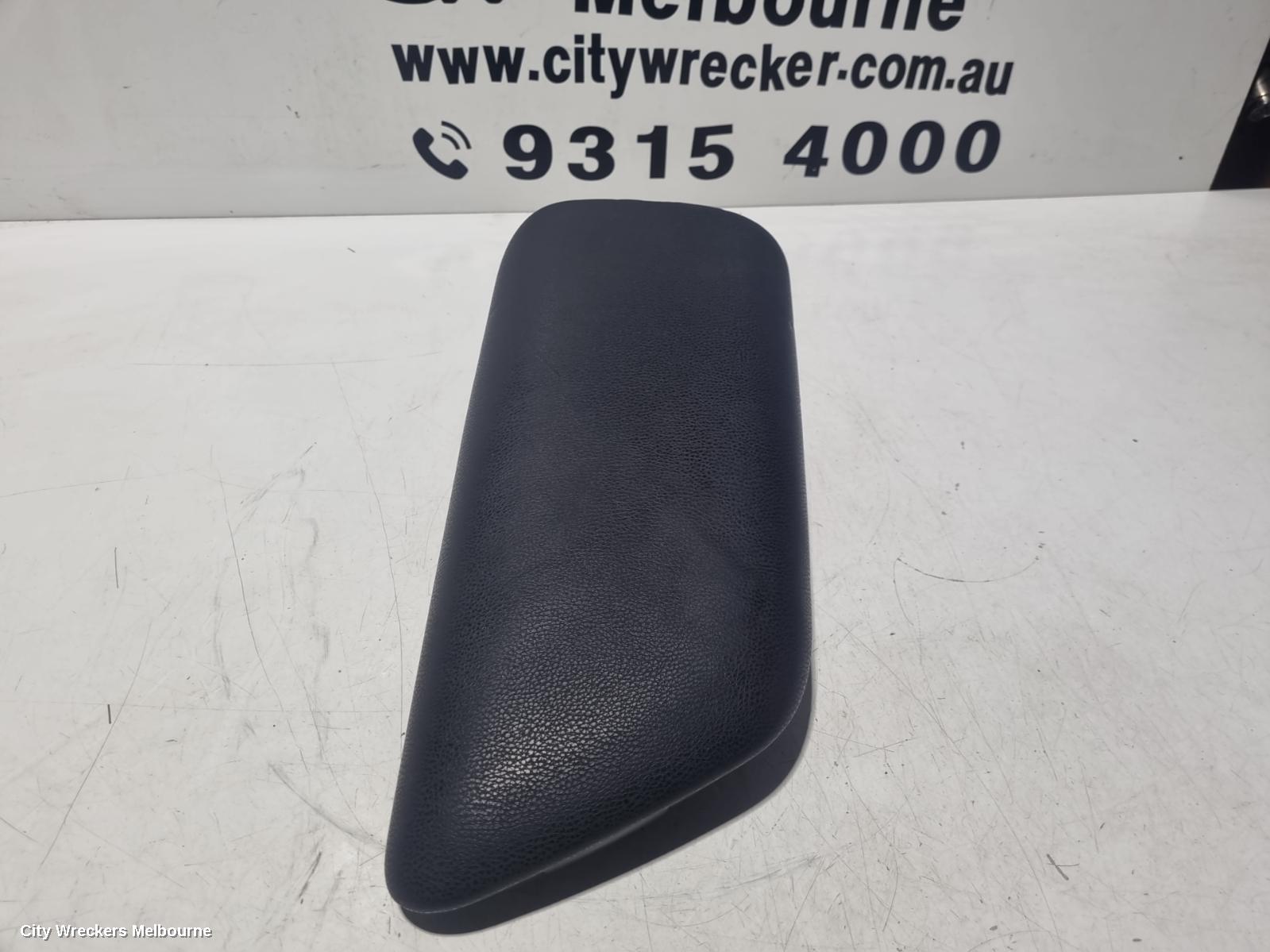 TOYOTA CAMRY CONSOLE, XV70, CONSOLE LID ONLY, 09/2017 - Image 1