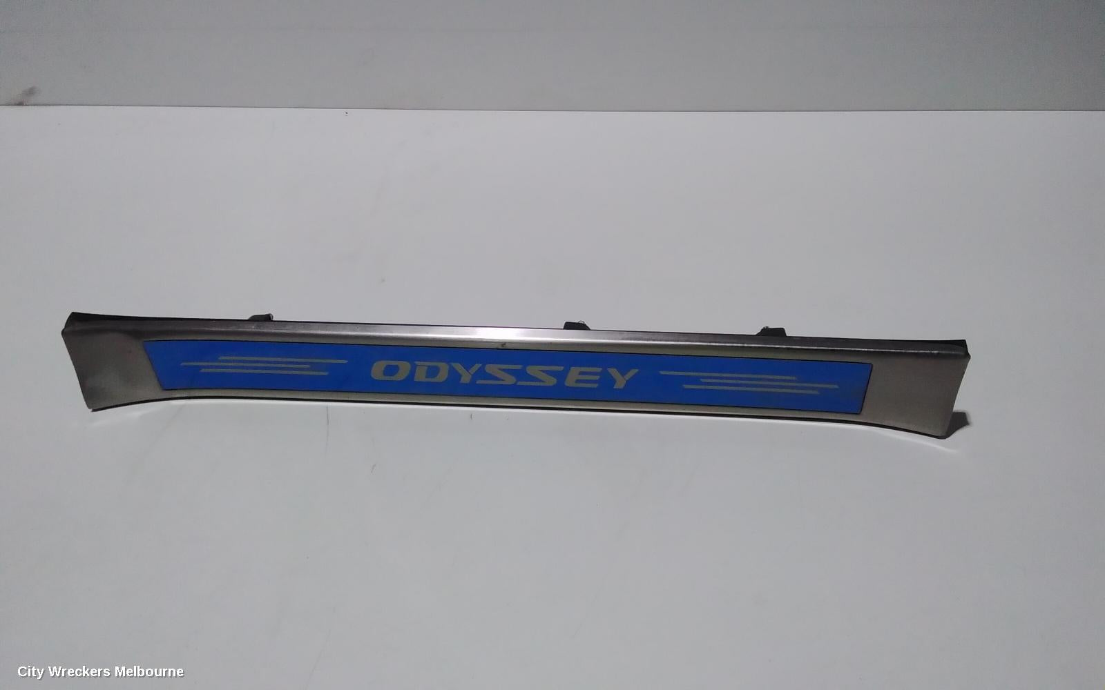HONDA ODYSSEY, RC1, 02/2014 - 03/2022, RHF CHROME TRIM: 86665 - Image 2