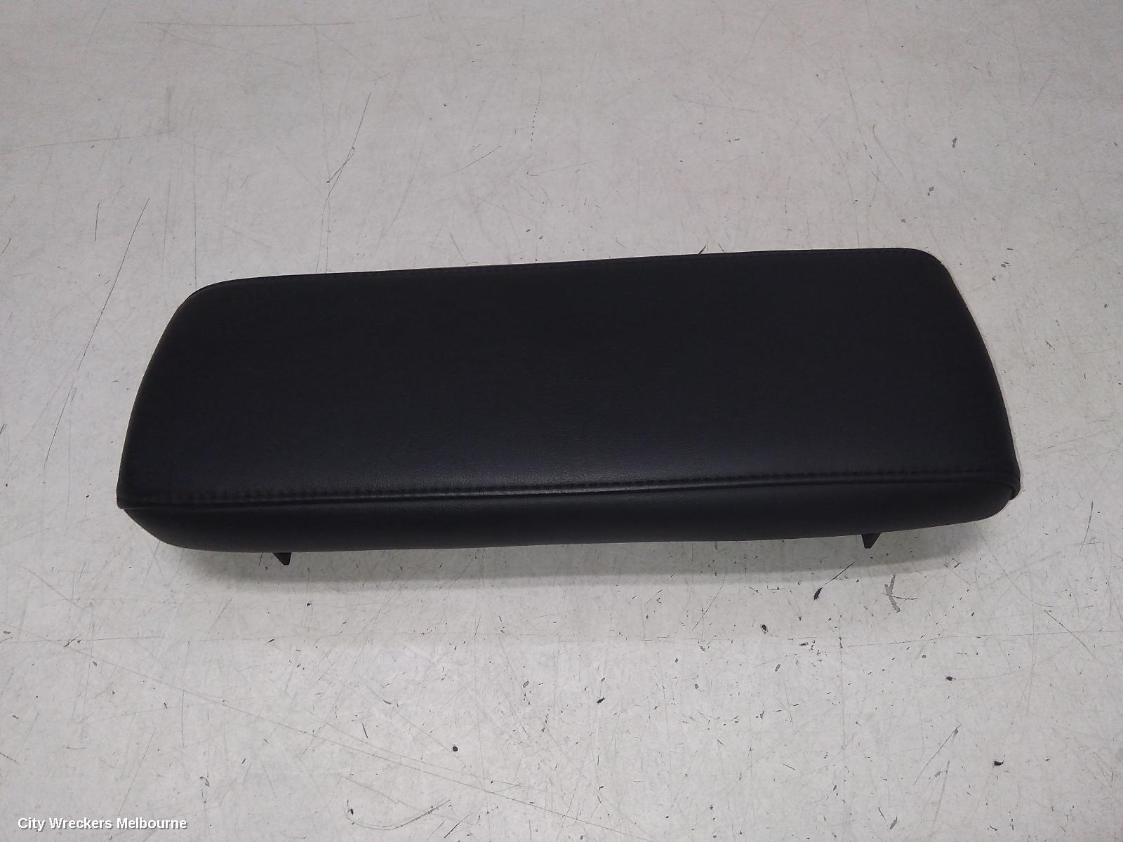 TOYOTA PRIUS CONSOLE, ZVW50R, 02/2016 - 11/2022 - Image 3