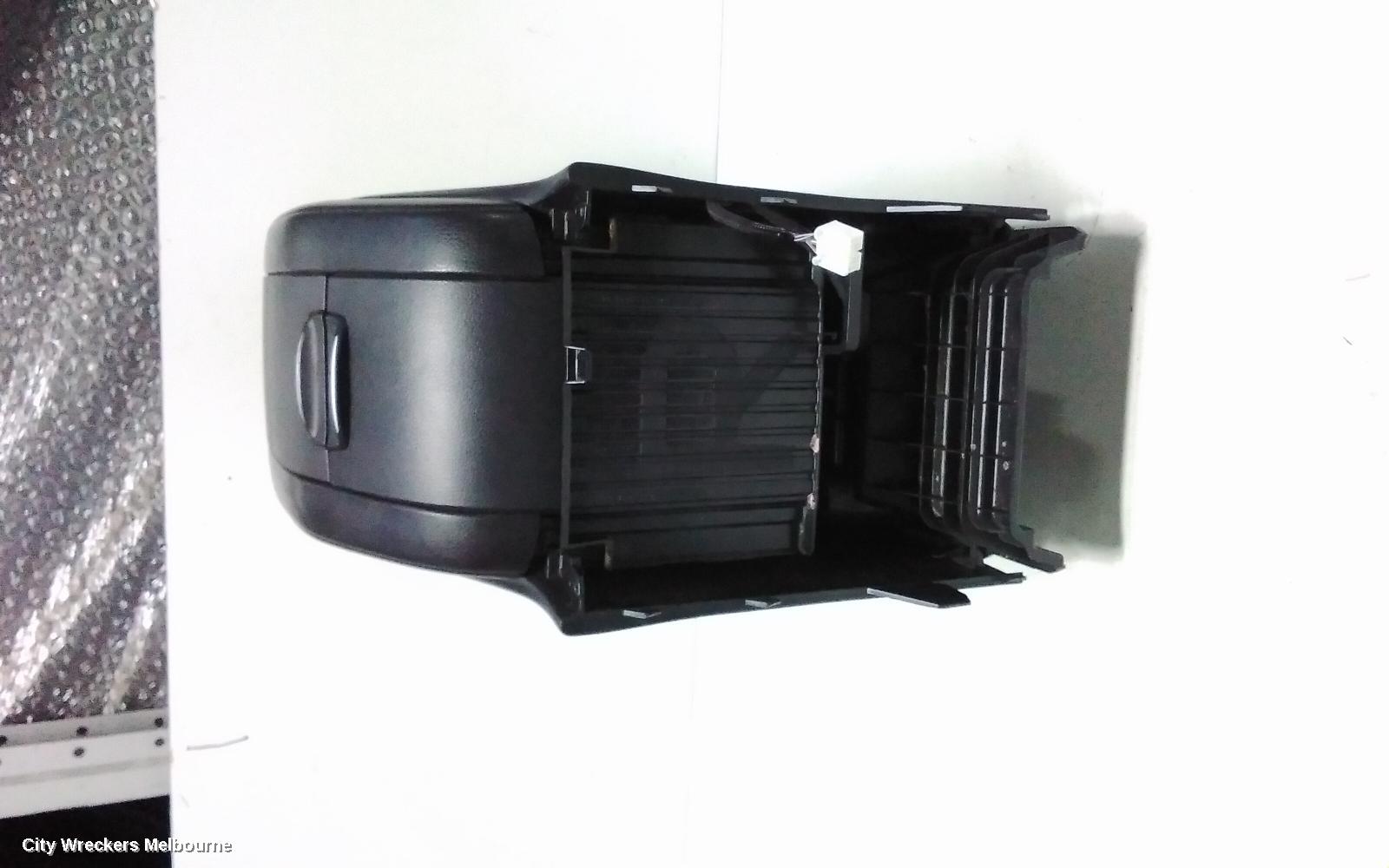 TOYOTA KLUGER CONSOLE, XU50 SERIES, BLACK, 12/2013 - 02/2021 - Image 2