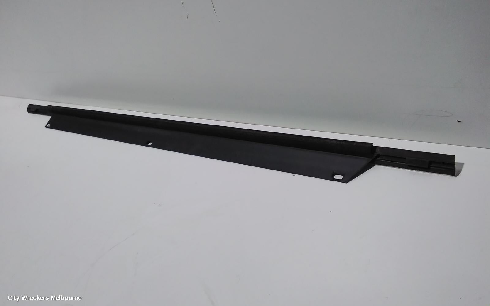 AUDI Q7 DOOR MOULD, LHR CHROME MOULD: 89407, 4L, 09/2006 - 08/2015 - Image 3