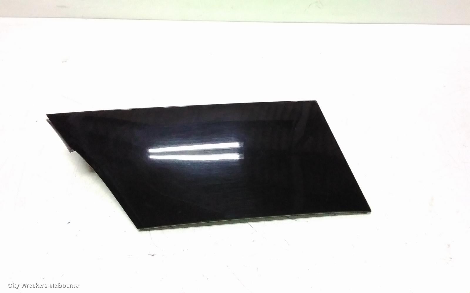 MAHINDRA XUV700 TRIM PANEL, W601, 01/2023 ONWARDS - Image 1
