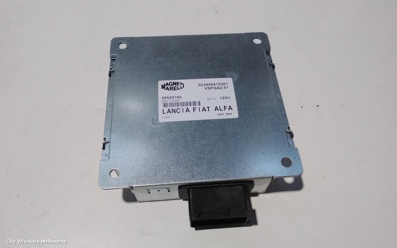 ALFA ROMEO GIULIETTA, 940 SERIES, 01/2011 - 12/2020, RADIO BRANCH CONTROL UNIT PART NO: 50520764: 90505 - Image 1