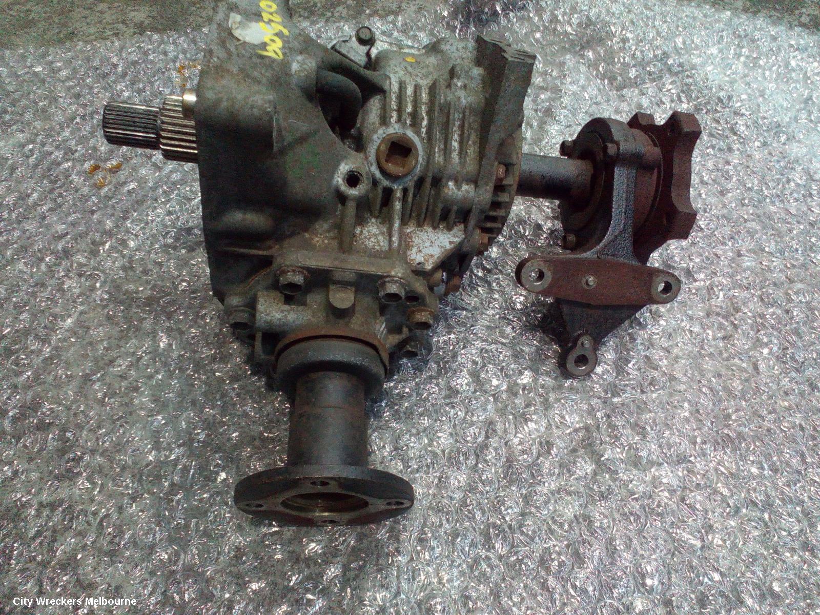 NISSAN XTRAIL TRANSFER CASE, AUTO, T30, 10/2001 - 09/2007 - Image 1