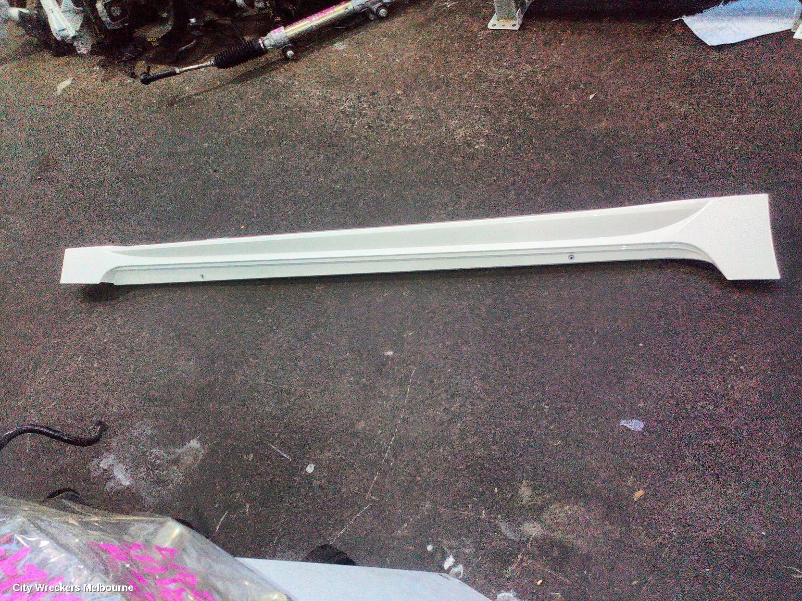 TOYOTA COROLLA SIDE STEP/SKIRT, RH SIDE, HATCH, E210, 07/2018 ONWARDS - Image 1