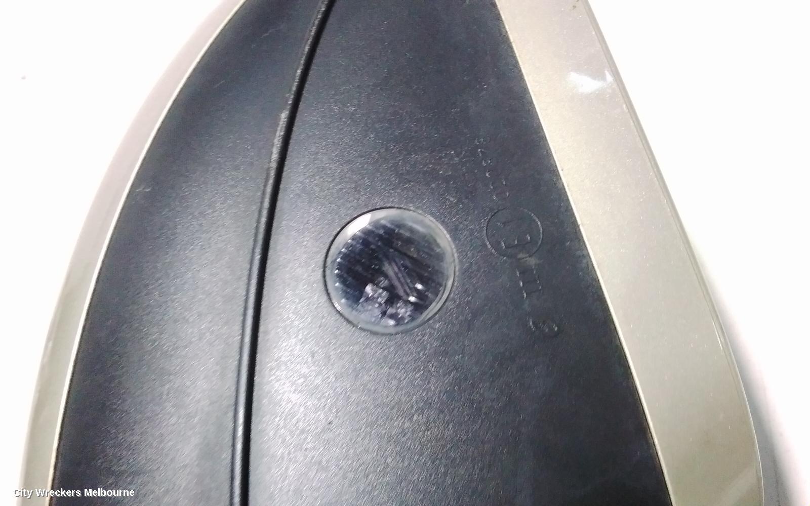 AUDI Q7 LEFT DOOR MIRROR, 4L, POWER FOLD, W/ INDICATOR, NON MEMORY & NO LANE CHANGE ASSIST TYPE, 09/2006 - 09/2009 - Image 3