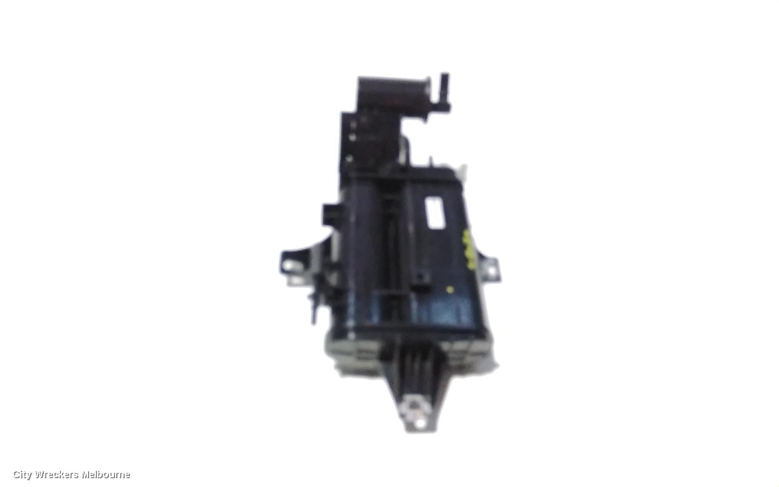 KIA STINGER FUEL FILTER HOUSING, CK, 06/2017 - 04/2023 - Image 2