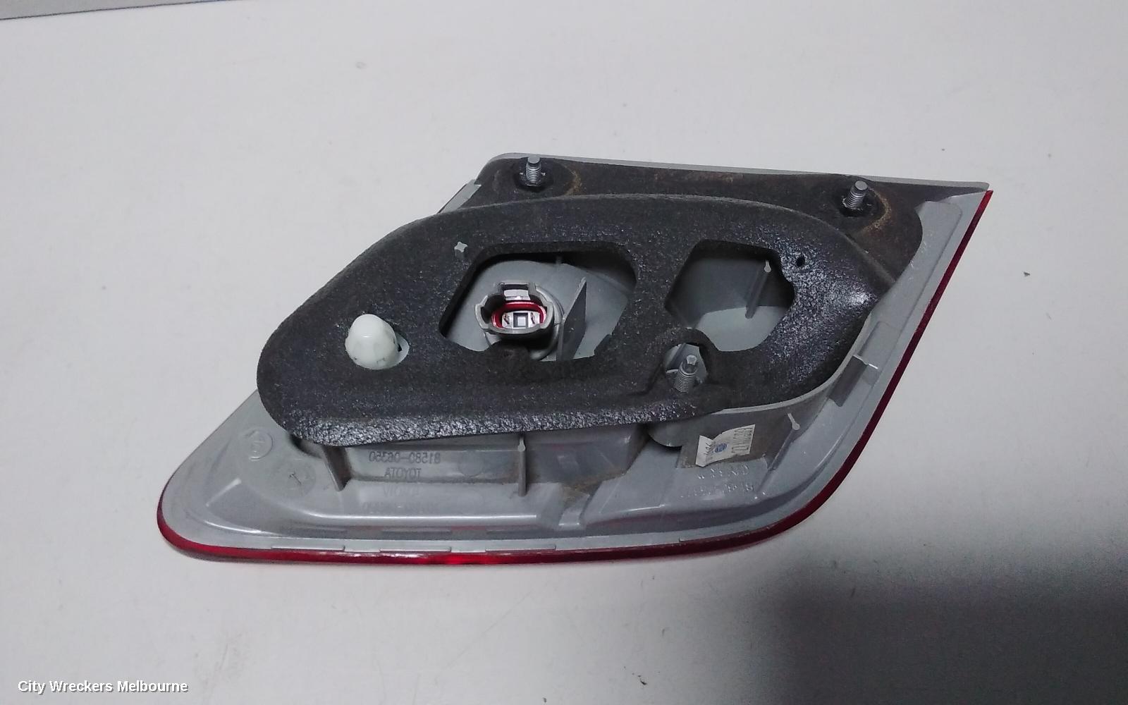 TOYOTA CAMRY REAR GARNISH, BOOTLID LAMP (RH SIDE), ACV40/SPORTIVO, 06/2006 - 06/2009 - Image 3