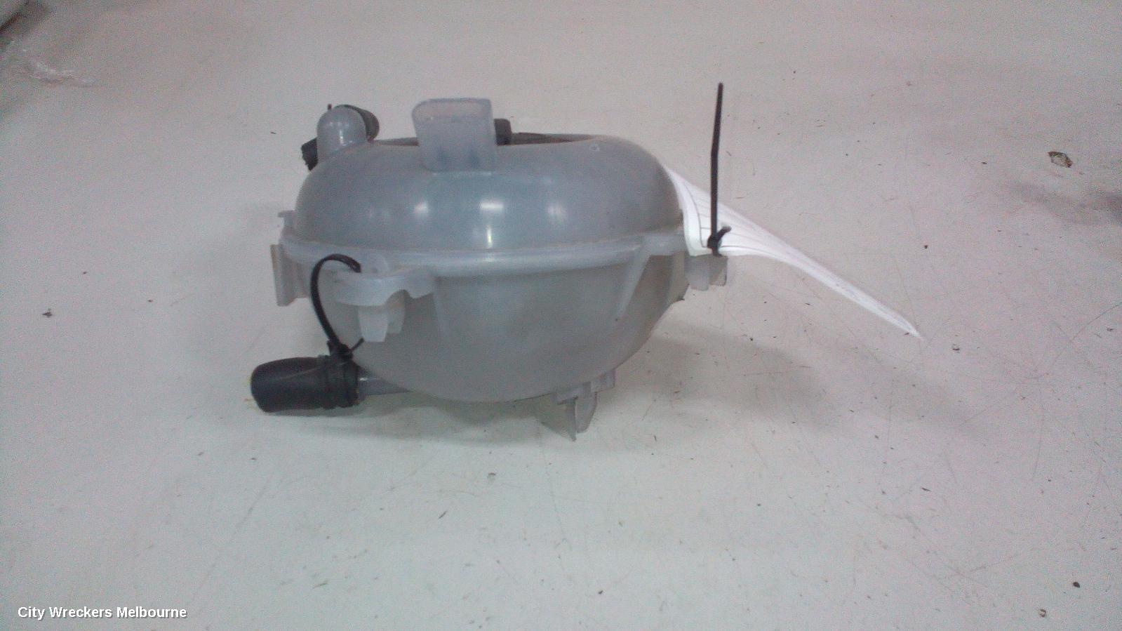 VOLKSWAGEN GOLF OVERFLOW BOTTLE, GEN 7, 03/2013 - 08/2020 - Image 2