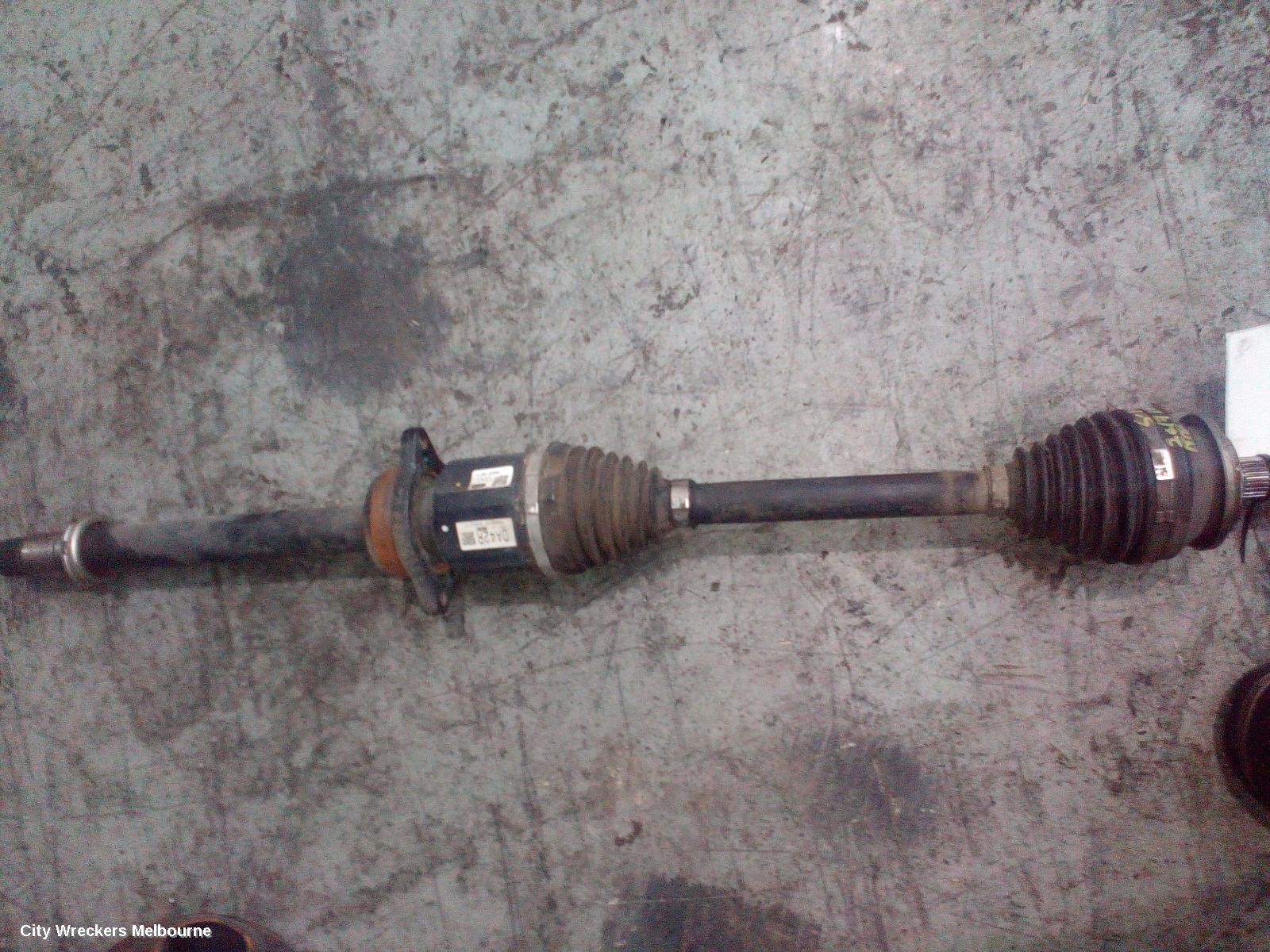 TOYOTA RAV4 RIGHT DRIVESHAFT, FRONT, AUTO T/M, PETROL, 2.0, ZSA42R, 12/2012 - 11/2018 - Image 1
