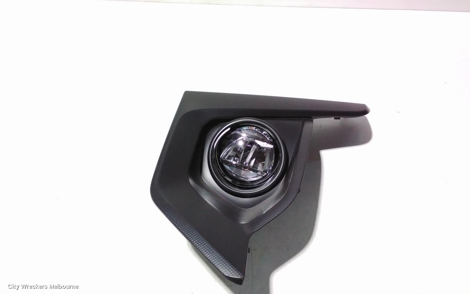 SUBARU XV RIGHT INDICATOR/FOG/SIDE, BUMPER FOGLAMP, G5X, LED TYPE, 05/2017 ONWARDS - Image 1