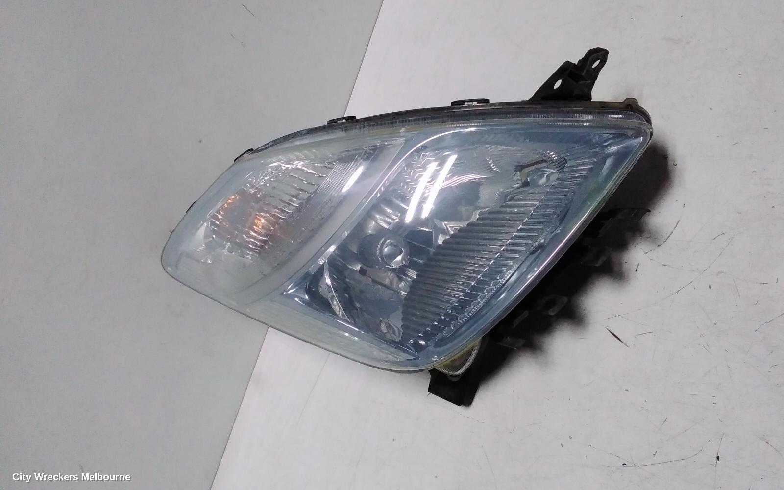 TOYOTA PRIUS RIGHT HEADLAMP, NHW20R, 11/2005 - 05/2009 - Image 2