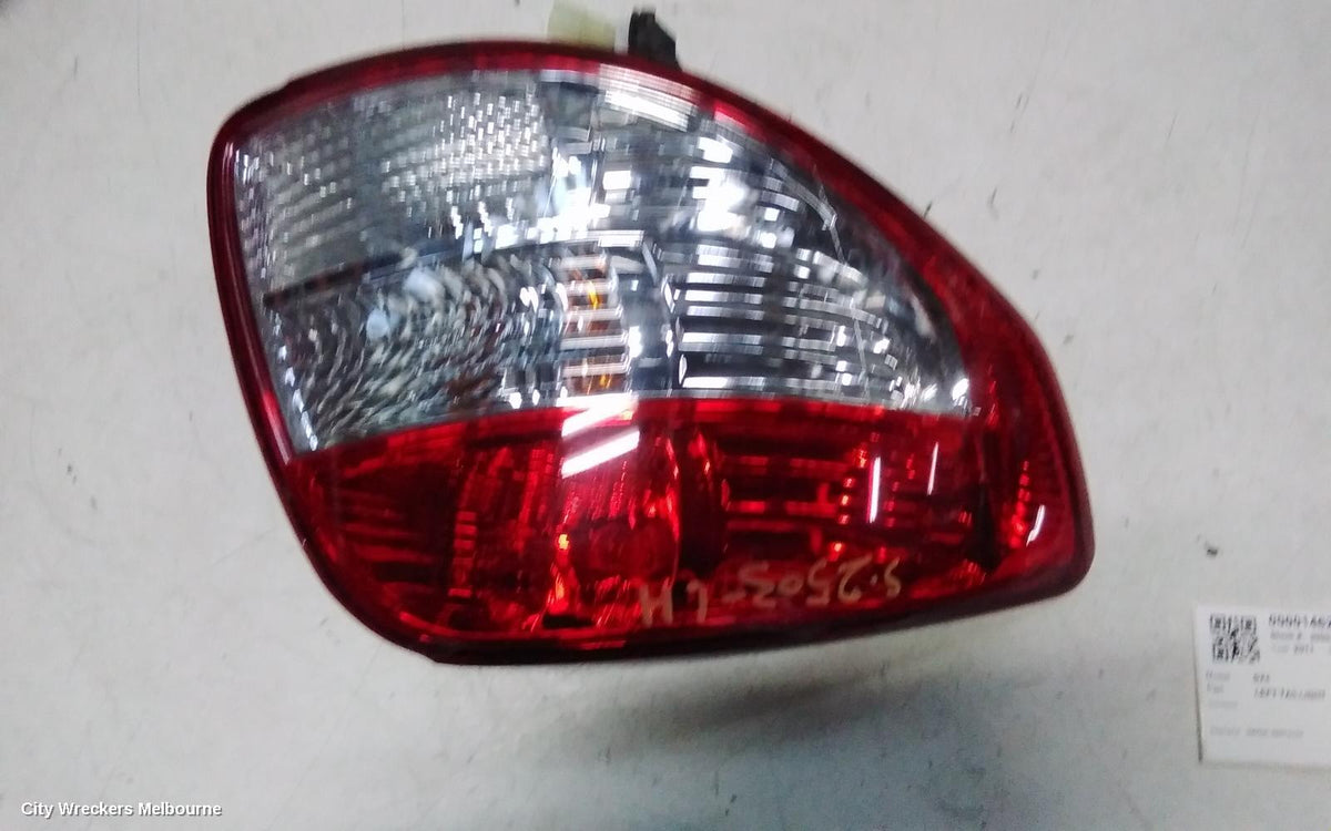 SUZUKI SX4 LEFT TAILLIGHT, HATCH, 02/2007 - 01/2014 - Image 1