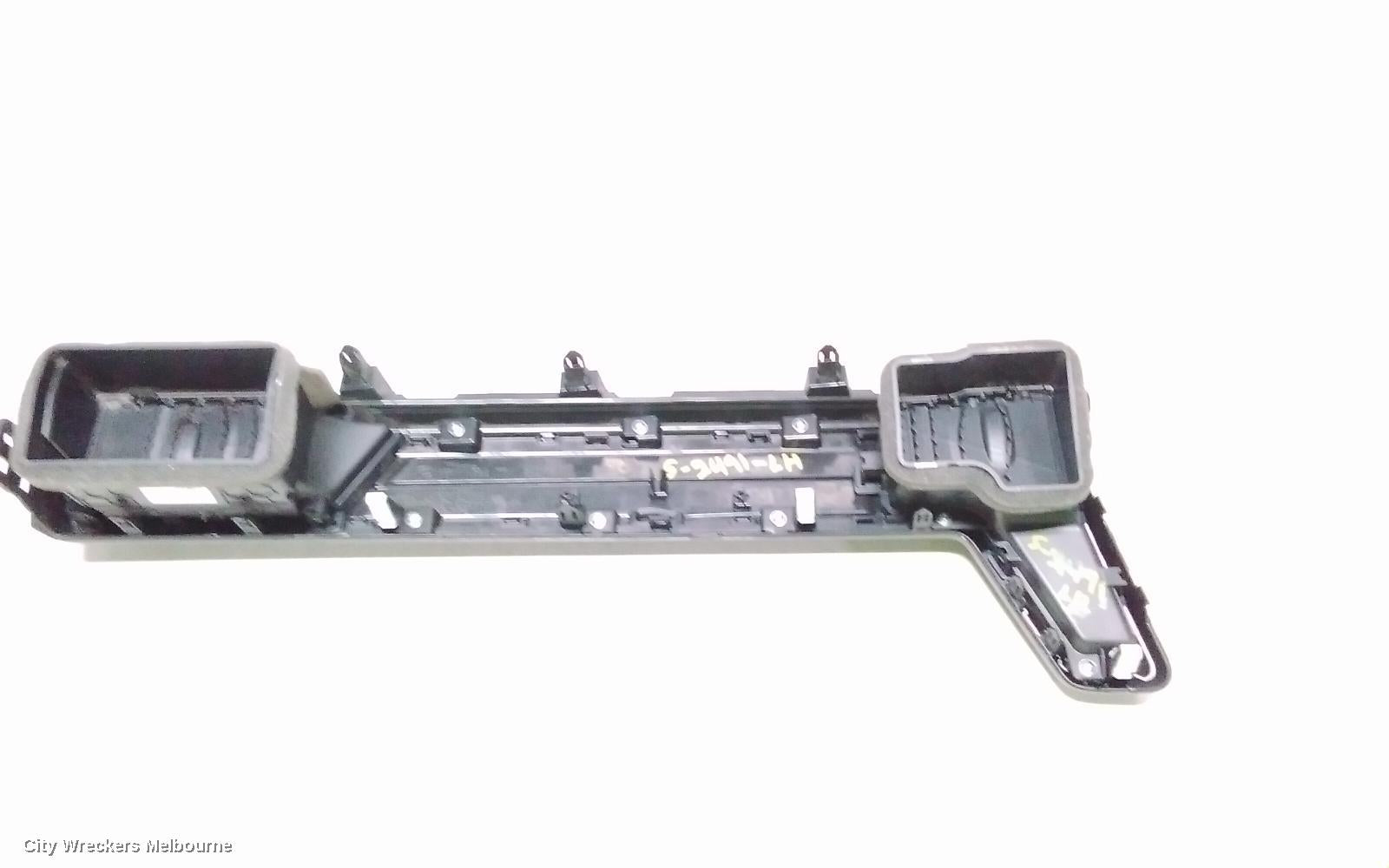KIA SPORTAGE, NQ5, 09/2021 ONWARDS, LH AIRVENT: 111242 - Image 3