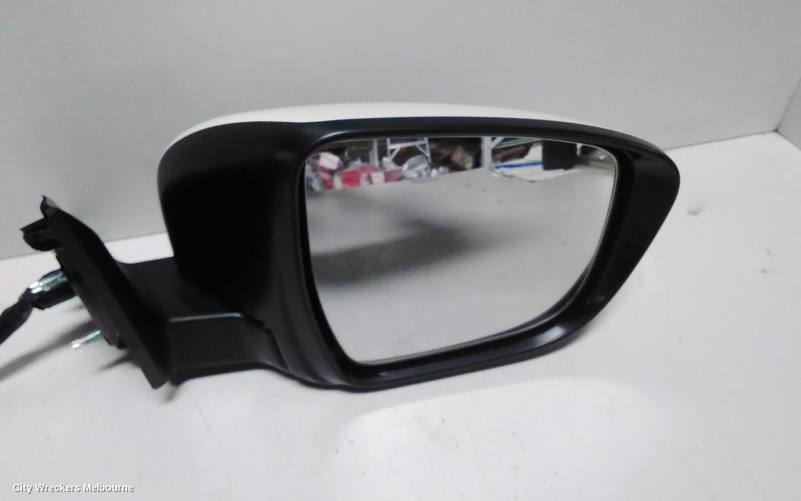 NISSAN XTRAIL RIGHT DOOR MIRROR, T32, TS/ST, NON CAMERA TYPE, 02/2014 ONWARDS - Image 2