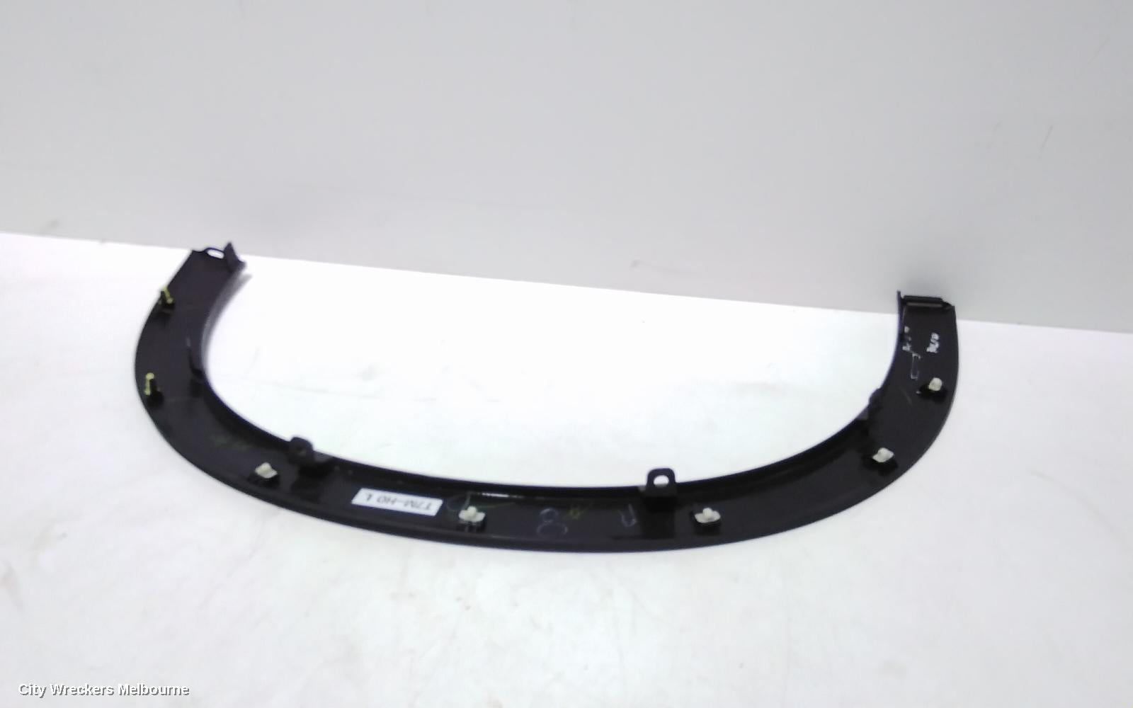 HONDA HRV WHEEL ARCH FLARE, LH FRONT, RU5, 12/2014 - 10/2021 - Image 3