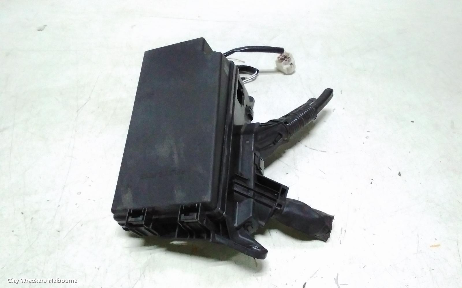 TOYOTA C-HR FUSE BOX, GEN 1, 12/2016 - 09/2023 - Image 3