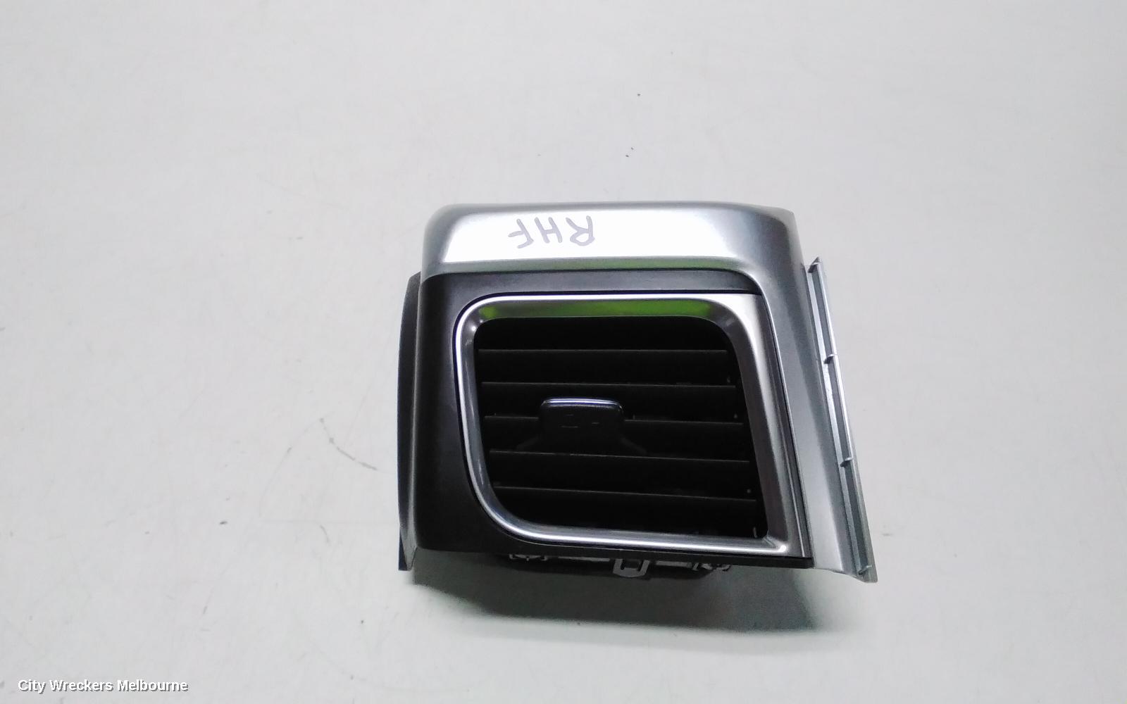 TOYOTA KLUGER, XU50 SERIES, 03/2014 - 02/2021, RH AIRVENT: 116304 - Image 2