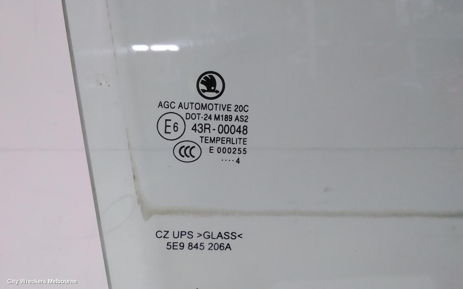 SKODA OCTAVIA RIGHT REAR DOOR WINDOW, NE, WAGON, 11/2013 - 09/2020 - Image 3