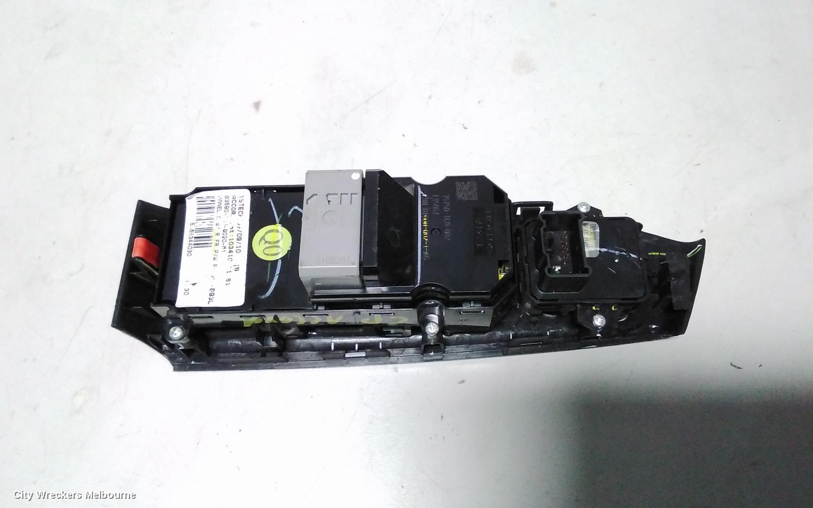 HONDA ACCORD PWR DR WIND SWITCH, LH REAR, 8TH GEN (VIN MRHCP), 02/2008 - 04/2013 - Image 3