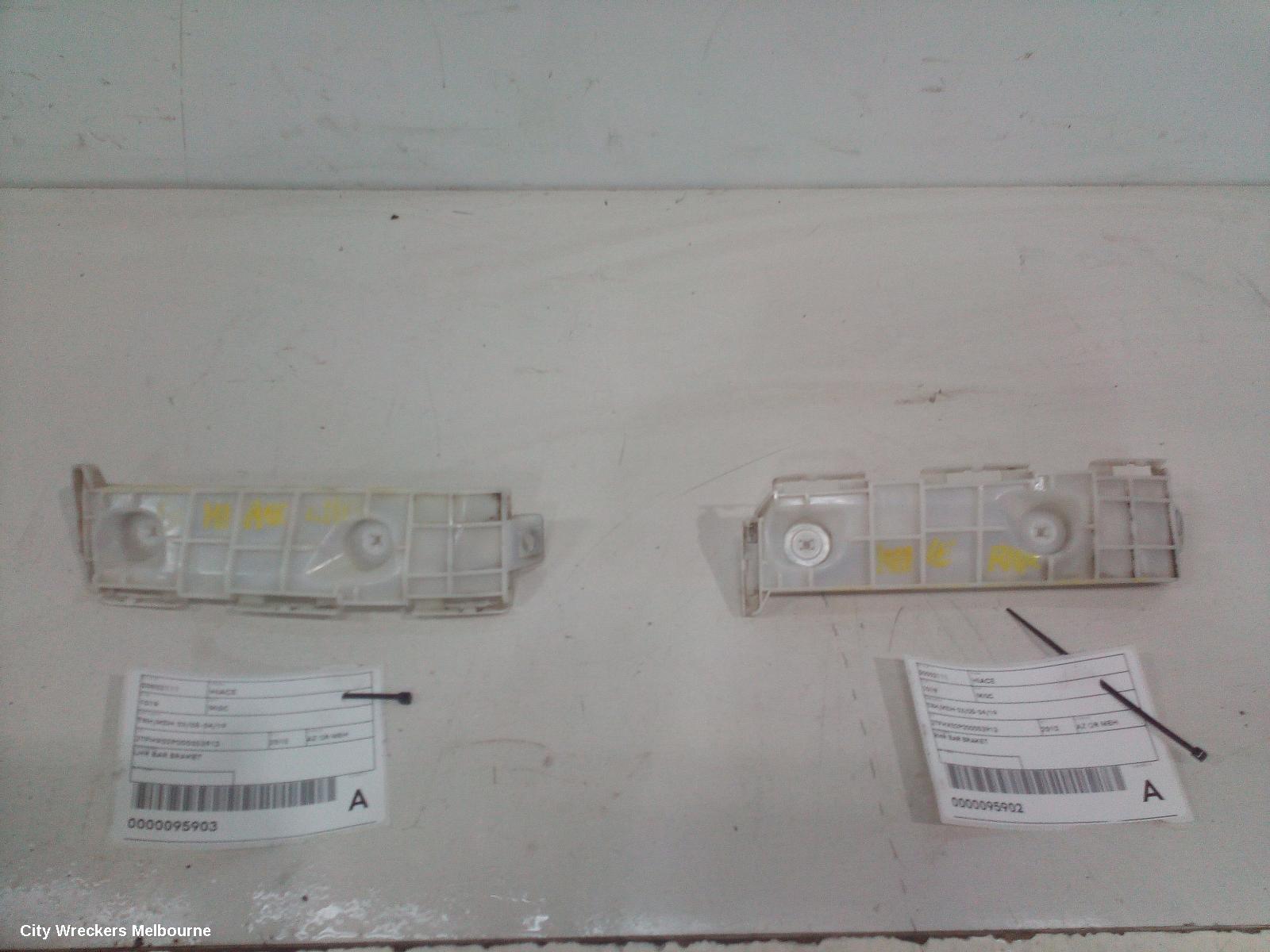 TOYOTA HIACE, TRH/KDH 03/2005 - 04/2019, RHR BAR BRAKET: 95902 - Image 3