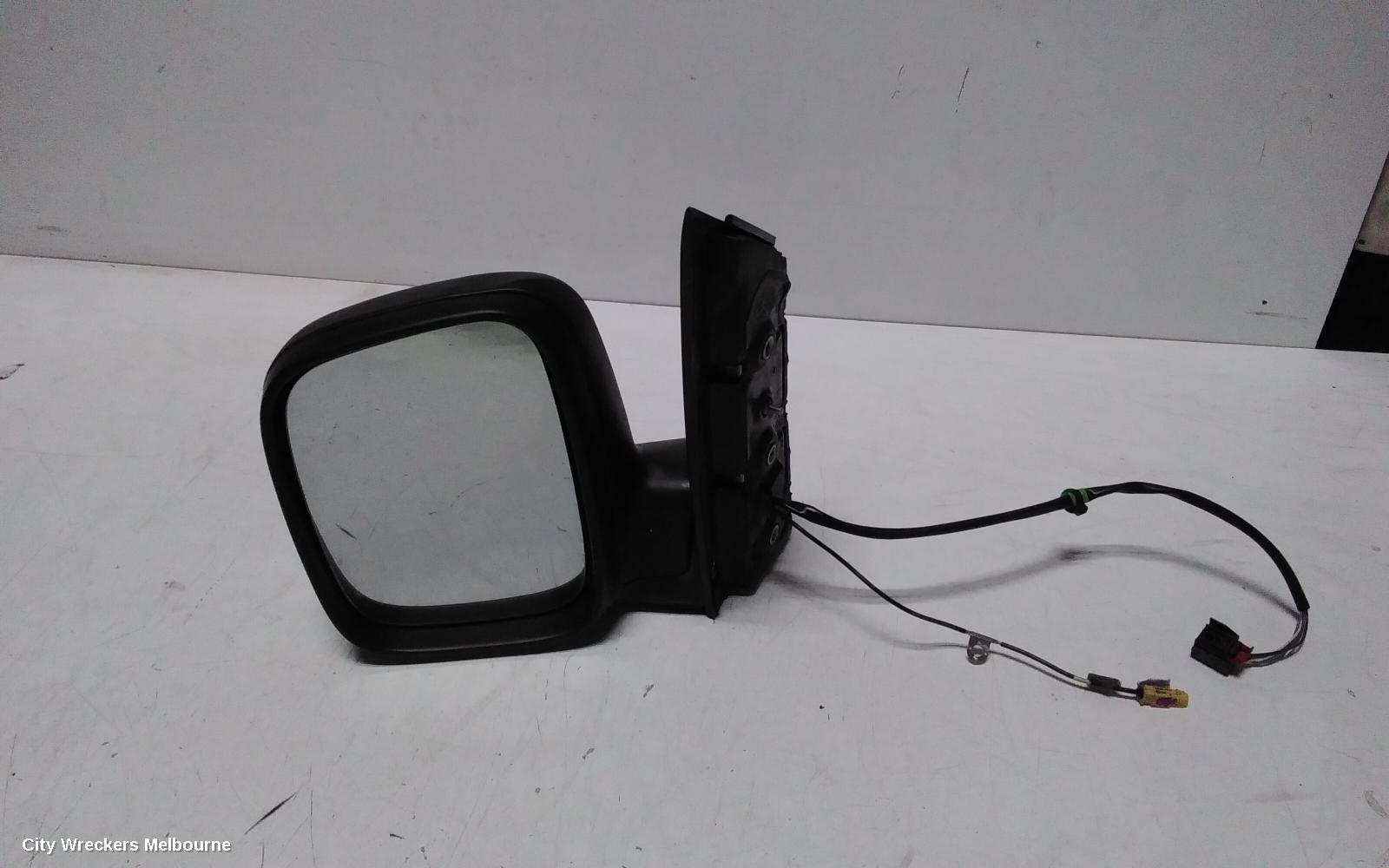 VOLKSWAGEN CADDY LEFT DOOR MIRROR, 2KN, POWER, 07/2015 - 02/2021 - Image 3