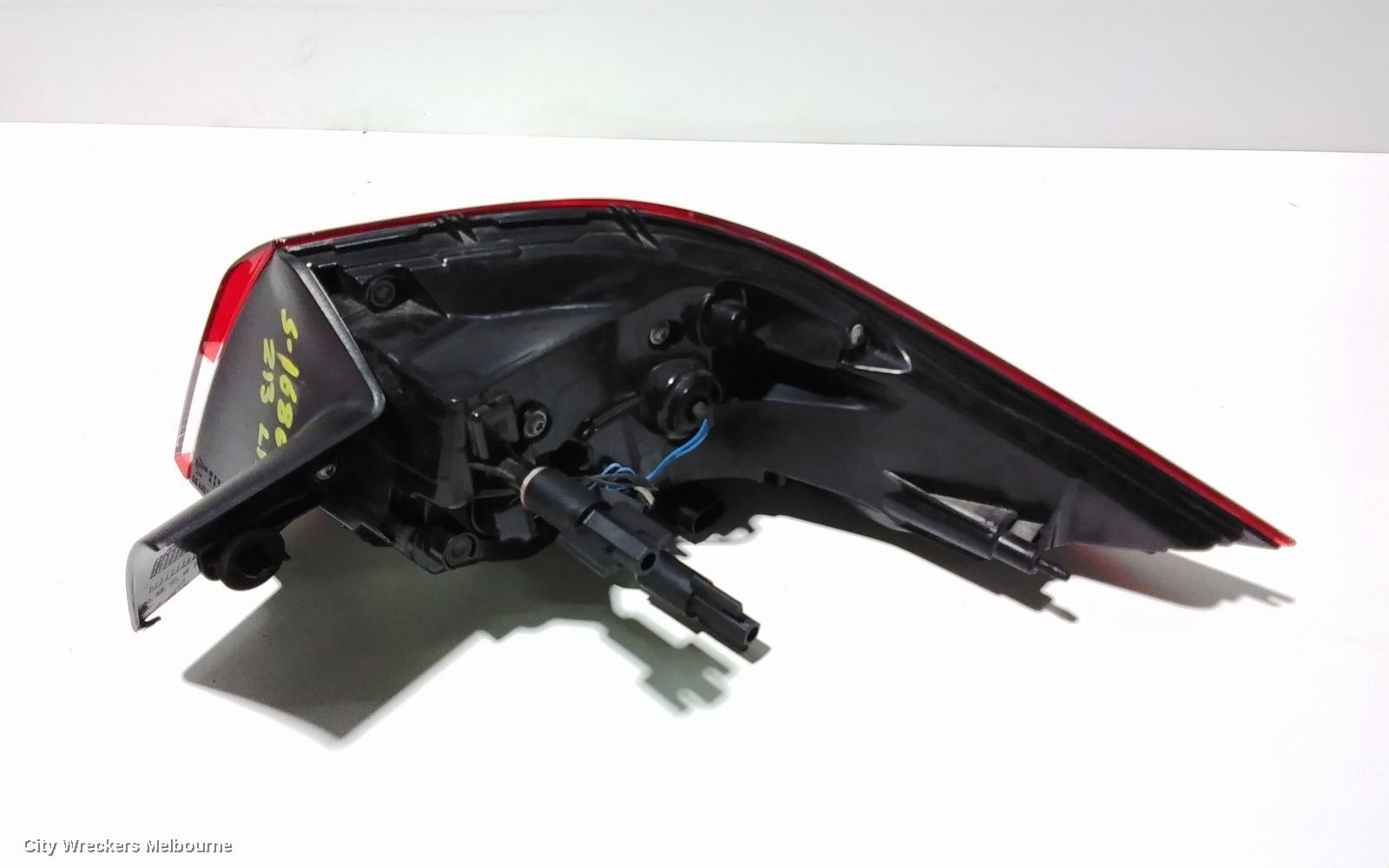HOLDEN COMMODORE LEFT TAILLIGHT, ZB, HATCH, NON LED TYPE, 10/2017 - 12/2020 - Image 3