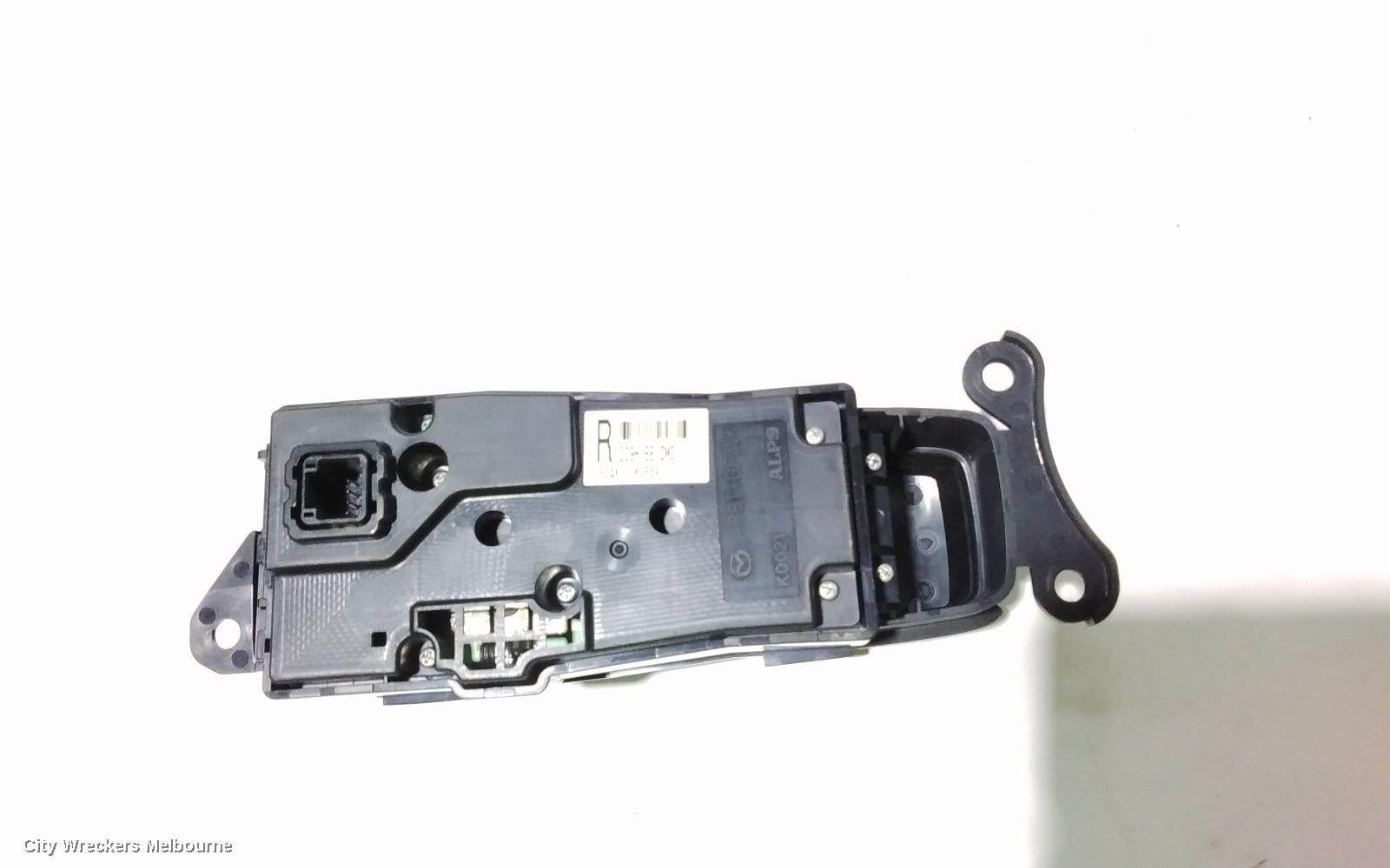 MAZDA CX3, DK, 03/2015 ONWARDS, MMI CONTROL : 85937 - Image 3