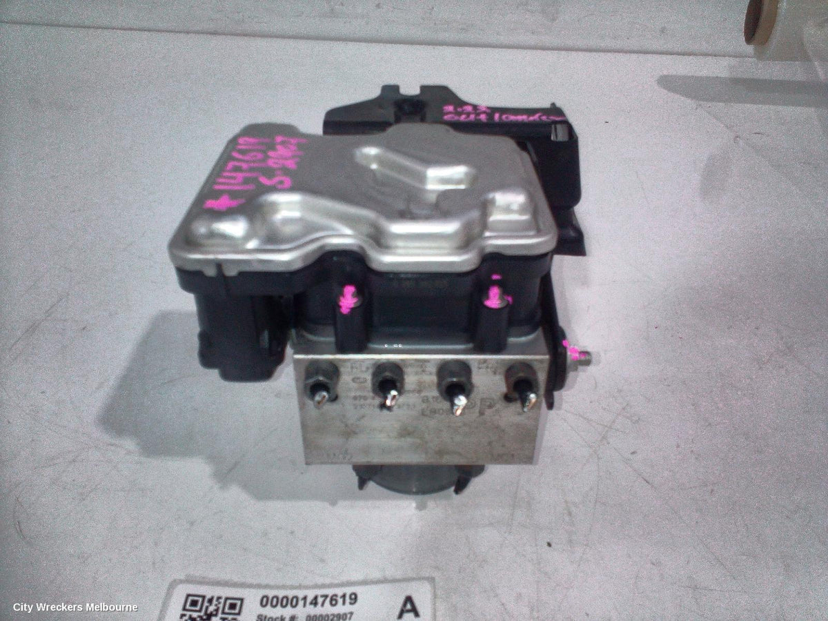 MITSUBISHI OUTLANDER ABS PUMP/MODULATOR, ZM, P/N 4670B661, 08/2021 ONWARDS - Image 2