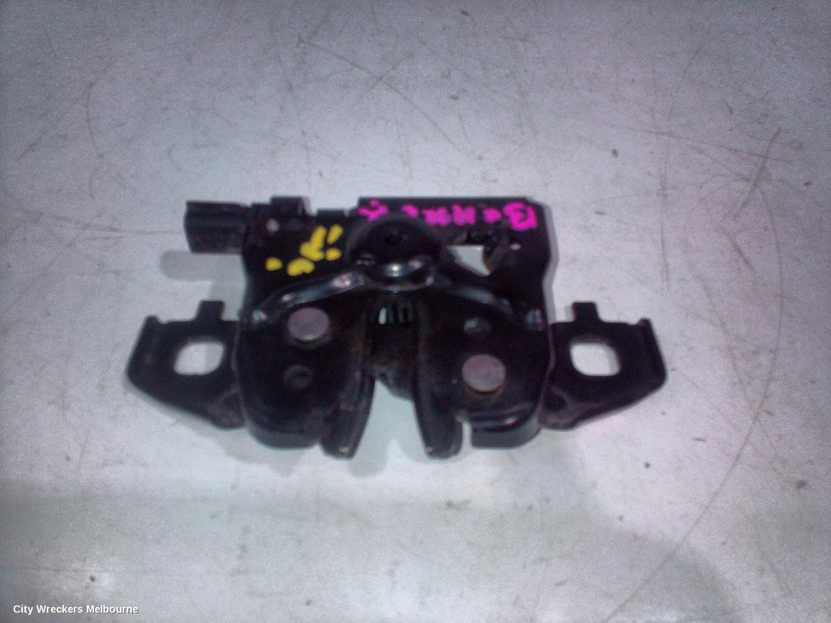 MITSUBISHI OUTLANDER BONNET LOCK/SUPPORT, ZM, 08/2021 ONWARDS - Image 1