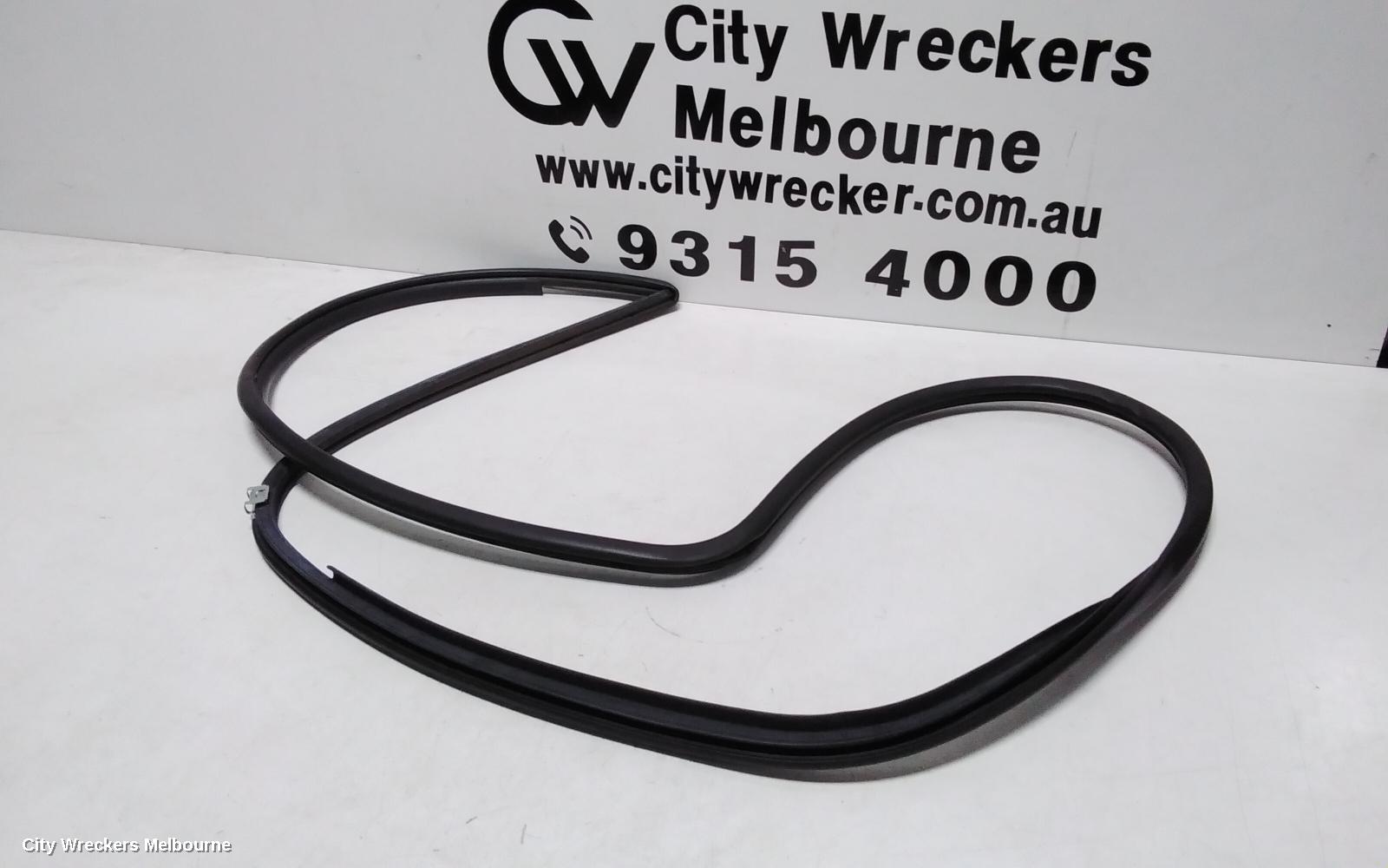 TOYOTA CAMRY, XV70, 09/2017 - 05/2024, RUBBER BODY SEAL LHF: 110900 - Image 2