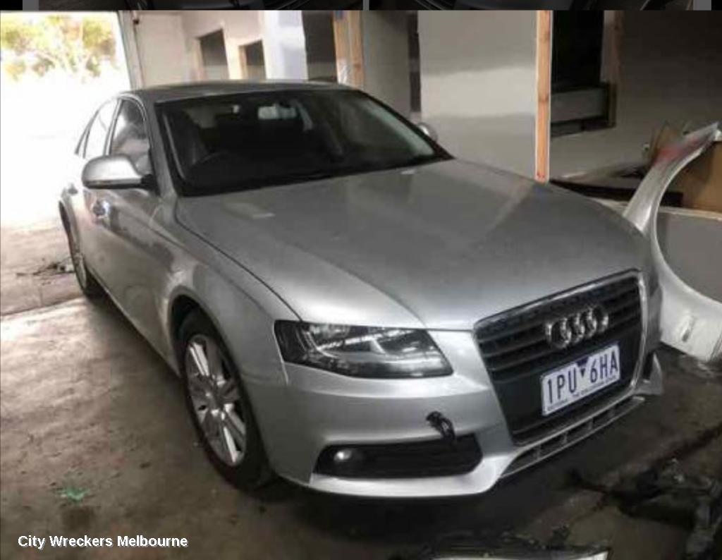 AUDI A4 GRILLE, RADIATOR GRILLE, B8 8K (A4), BLACK, 02/2008 - 09/2015 - Image 1