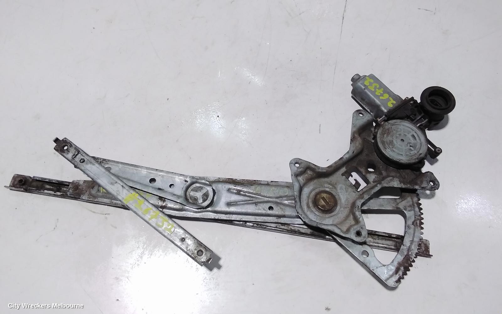 TOYOTA CAMRY LEFT FRONT WINDOW REG/MOTOR, SK36, POWER, 08/2002 - 05/2006 - Image 3