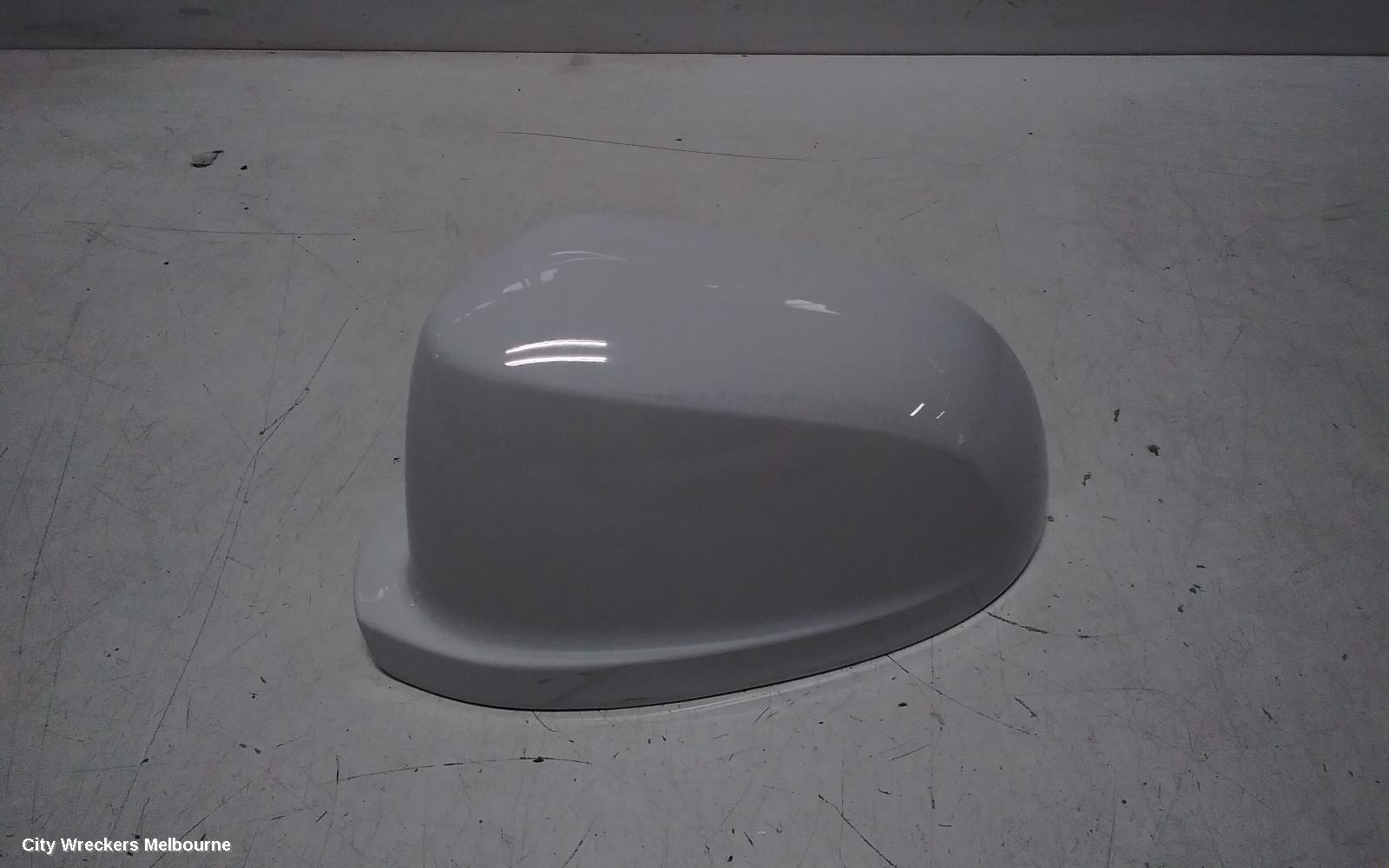LDV G10 LEFT DOOR MIRROR, SV7A, W/ MANUAL FOLD, NON CAMERA TYPE, COLOUR CODED, WAGON, 04/2015 - 08/2022 - Image 2