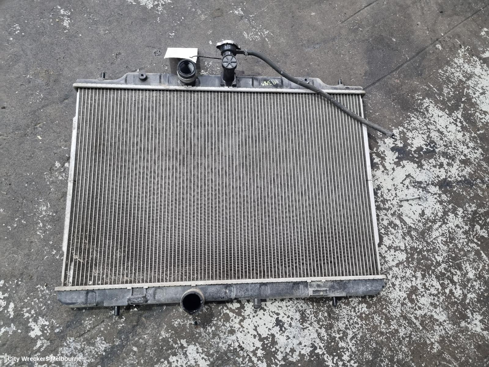 NISSAN XTRAIL RADIATOR, MANUAL, DIESEL, T31, 09/2007 - 12/2013 - Image 3