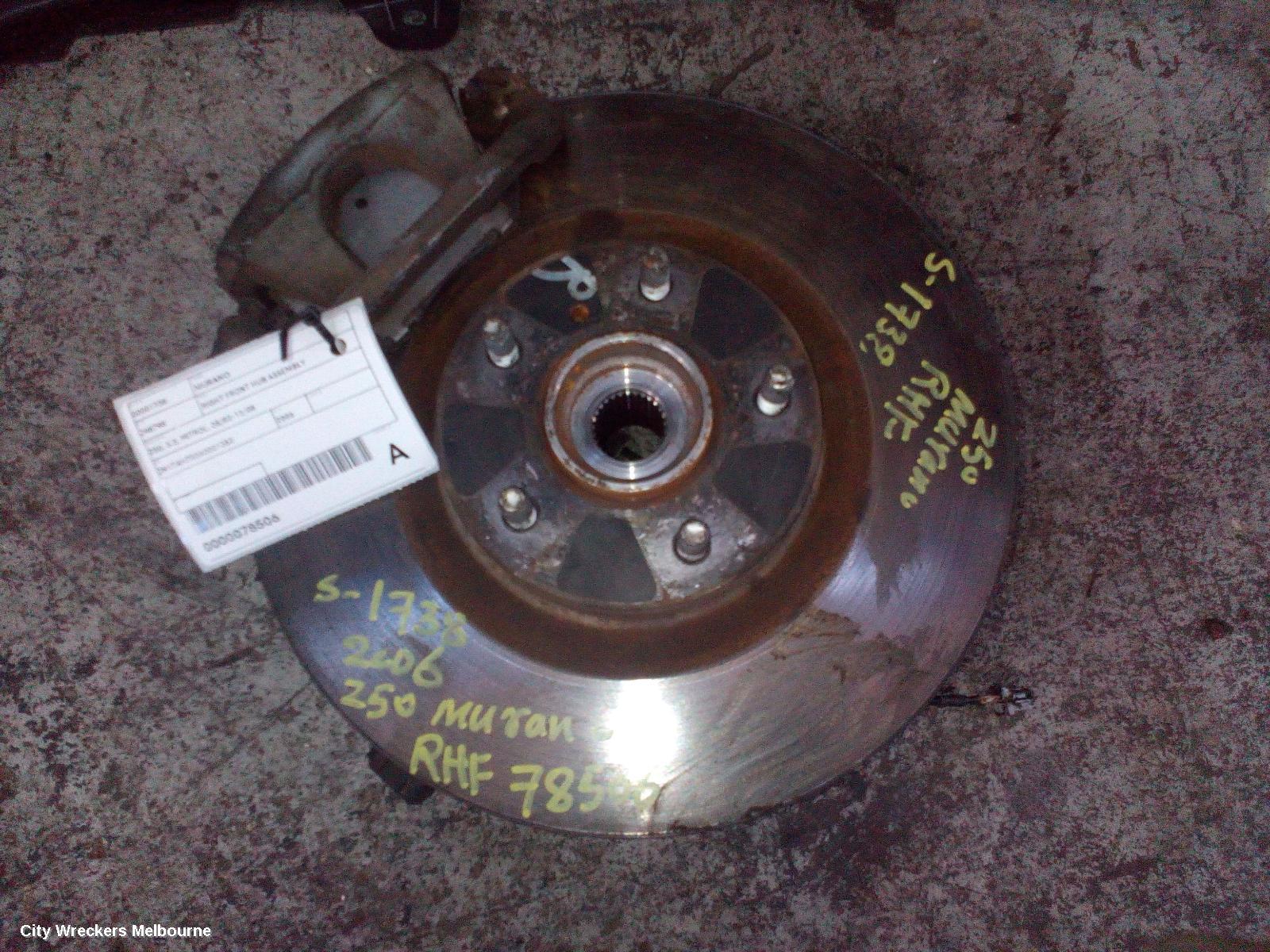 NISSAN MURANO RIGHT FRONT HUB ASSEMBLY, Z50, 3.5, PETROL, 05/2002 - 12/2008 - Image 1