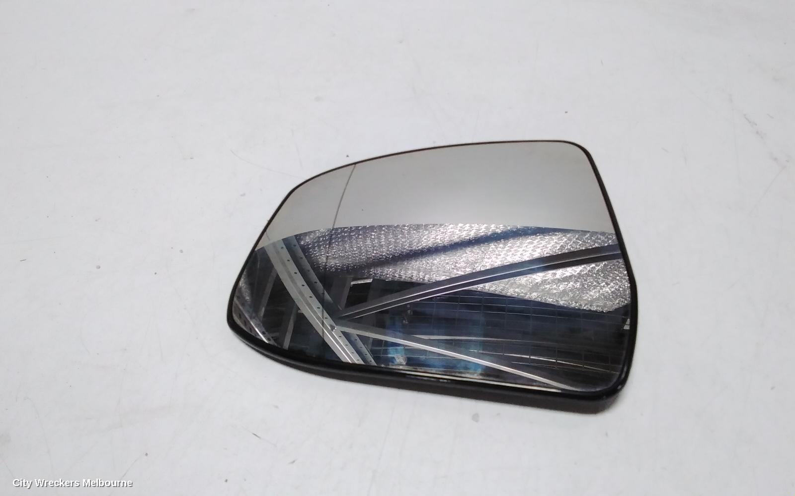 FORD FOCUS LEFT DOOR MIRROR, LW, SPORT, MANUAL FOLDING, HEATED & NON PUDDLE LAMP TYPE, 05/2011 - 08/2015 - Image 2