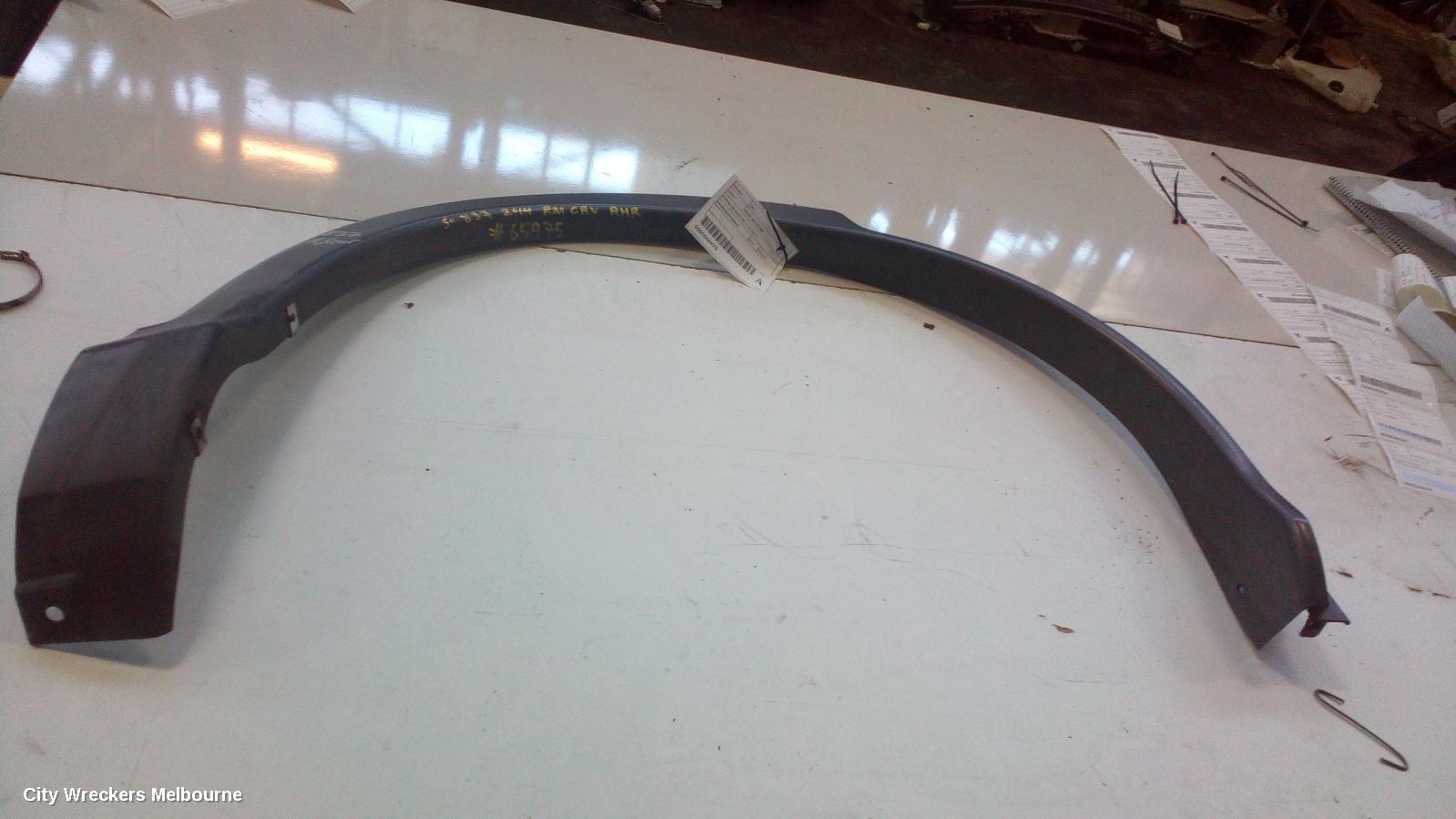 HONDA CRV WHEEL ARCH FLARE, RH REAR (ON BODY), RM, 11/2012 - 04/2017 - Image 1